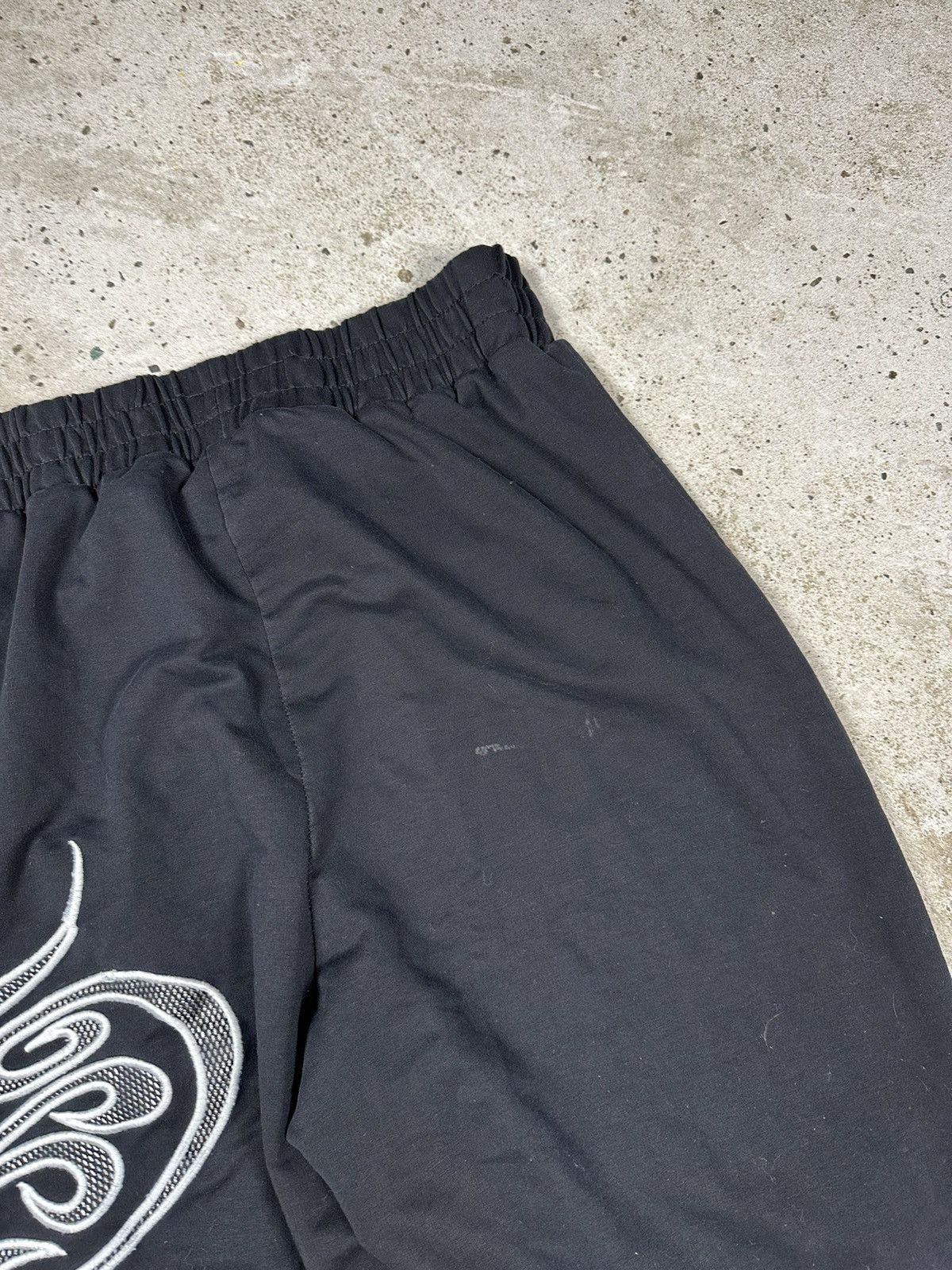 Karl Kani × Vintage Vintage Y2K Karl Kani Baggy Sweatpants Big Embroidery Logo Size US 34 / EU 50 - 14 Thumbnail