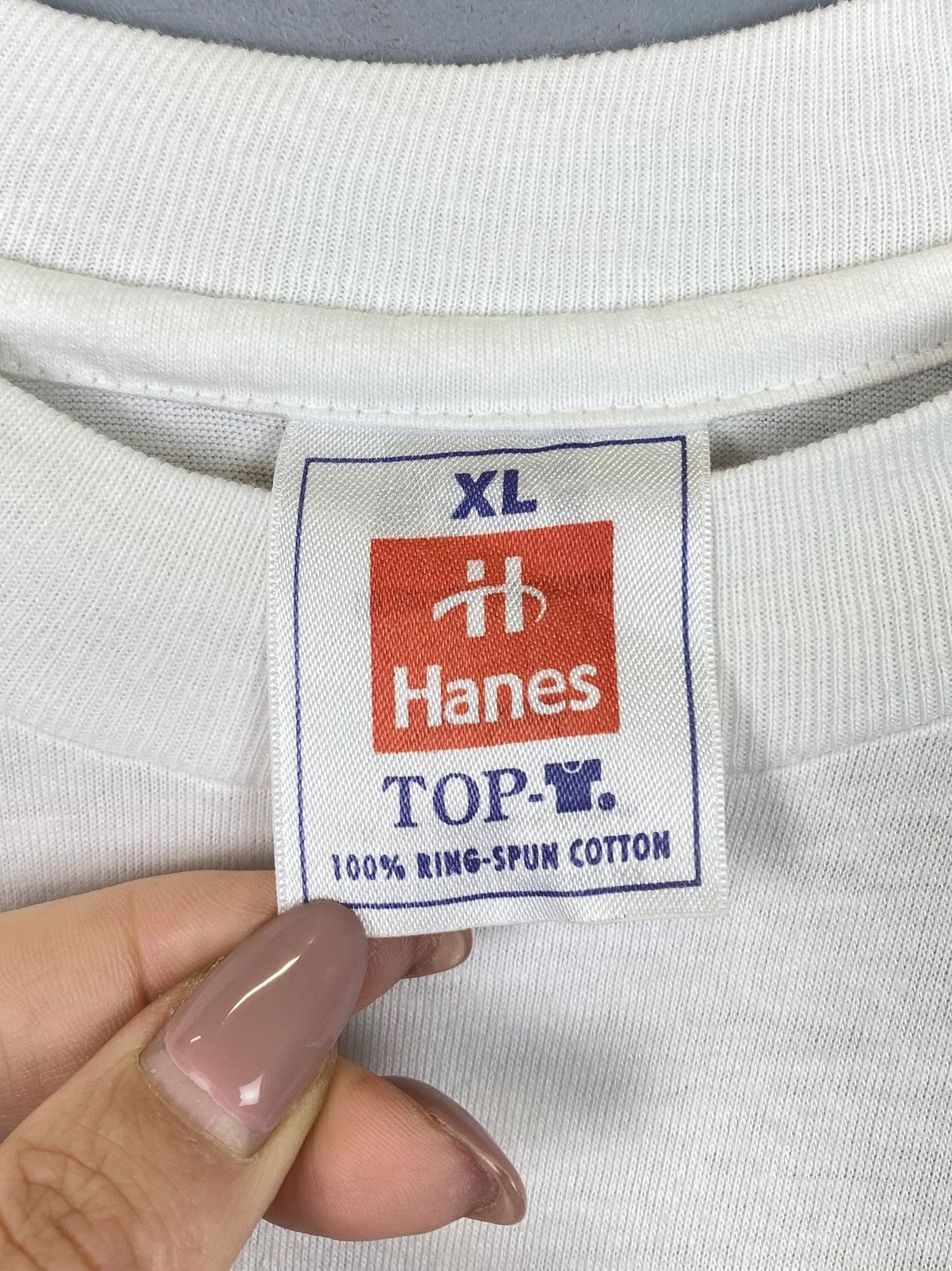Vintage Vintage Happy Hippo Ferrero 1999 Art T-Shirt Hanes White Top Size US XL / EU 56 / 4 - 5 Thumbnail