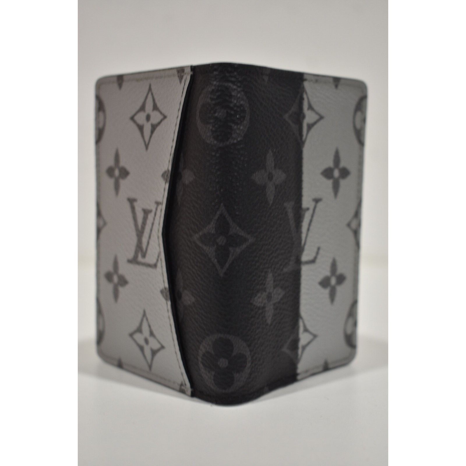Louis Vuitton Louis Vuitton Silver Monogram Pocket Organizer Wallet Size ONE SIZE - 3 Thumbnail