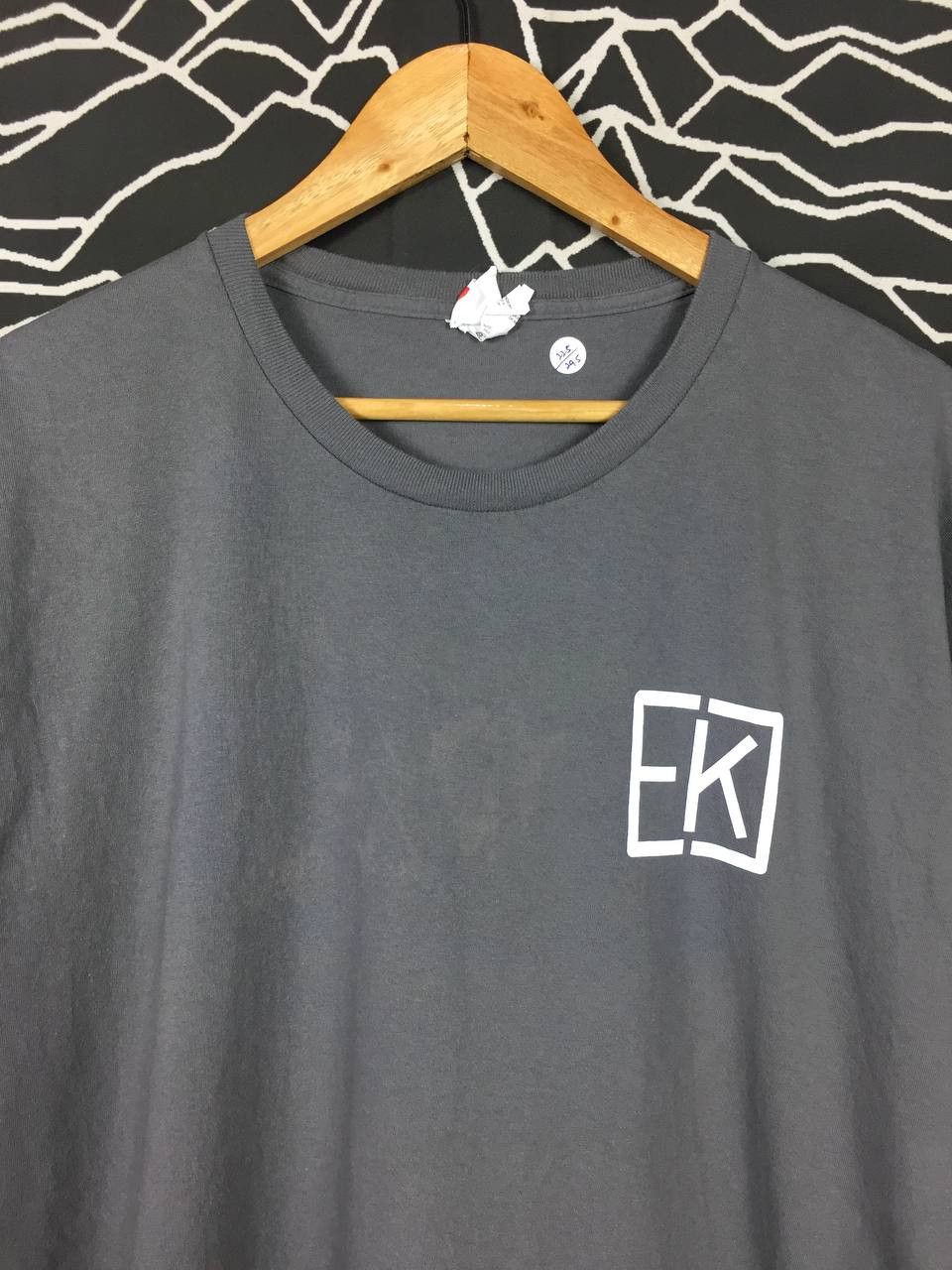 Hanes × Vintage Don't Tell Stories Wording Statement Tee Size US XL / EU 56 / 4 - 10 Thumbnail