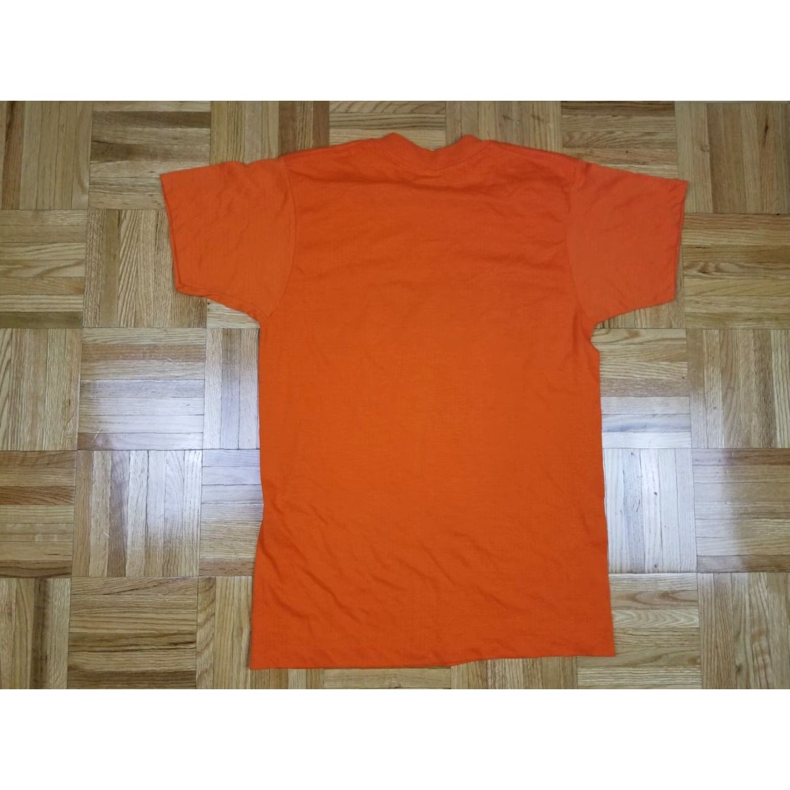 Vintage VINTAGE Russell T-Shirt Orange 50/50 Short Sleeve Mens Medium Adult Regular Cotton USA 80s Band Retro Rock Tropical Style Shirt Size US M / EU 48-50 / 2 - 6 Thumbnail
