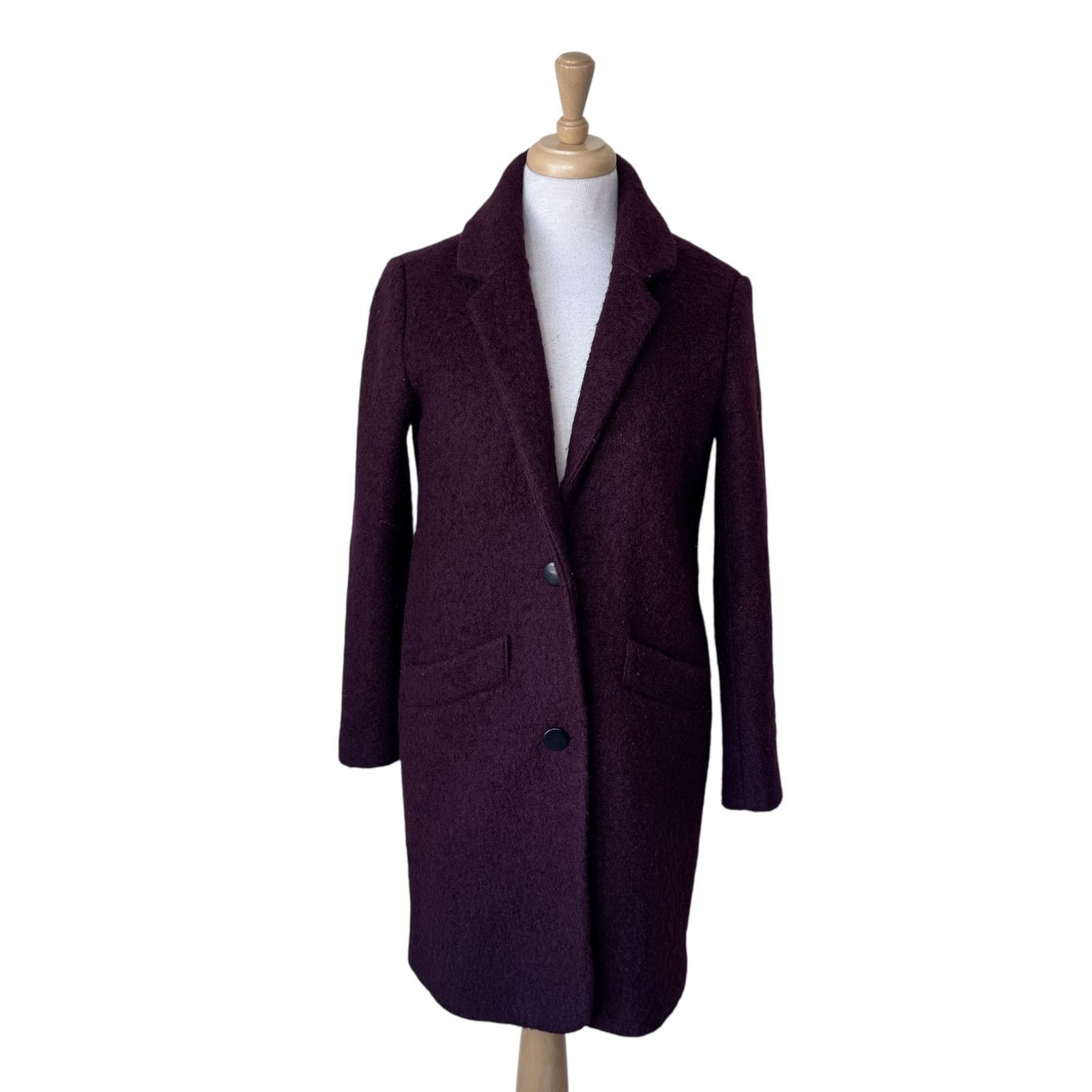 Andrew Marc ANDREW MARC Paige Boucle Wool Blen Coat in Burgundy Size 2 Size XS / US 0-2 / IT 36-38 - 1 Thumbnail