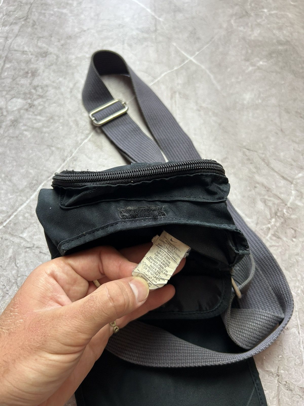 Nike × Vintage Nike Vintage Shoulder Bag Small Logo Y2K Style Messenger Size ONE SIZE - 5 Thumbnail