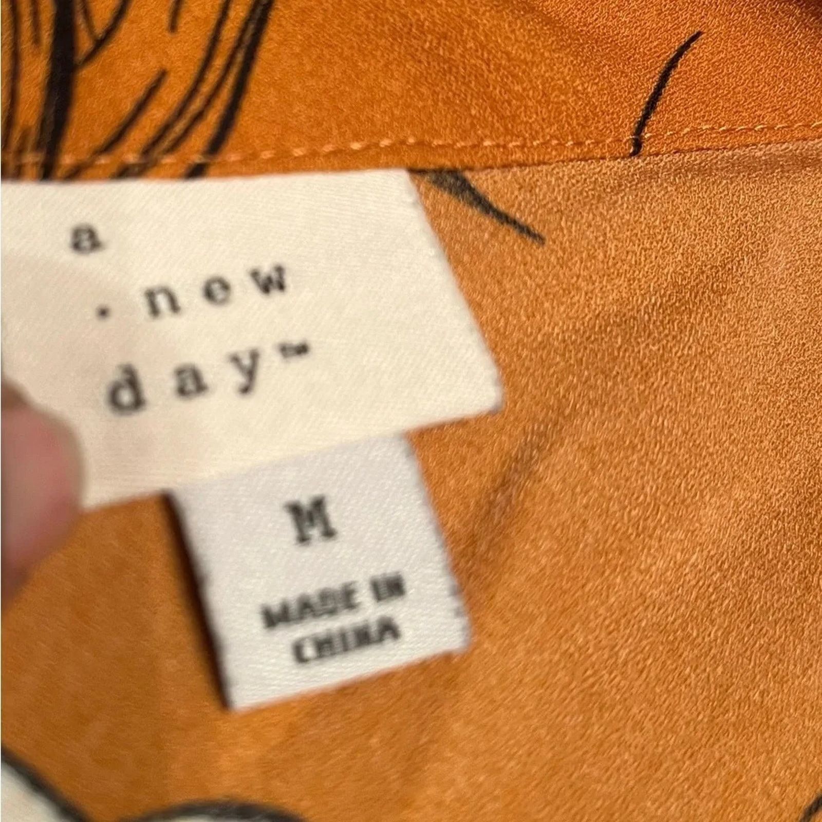 The Unbranded Brand A New Day floral shift dress, size medium Size M / US 6-8 / IT 42-44 - 3 Thumbnail
