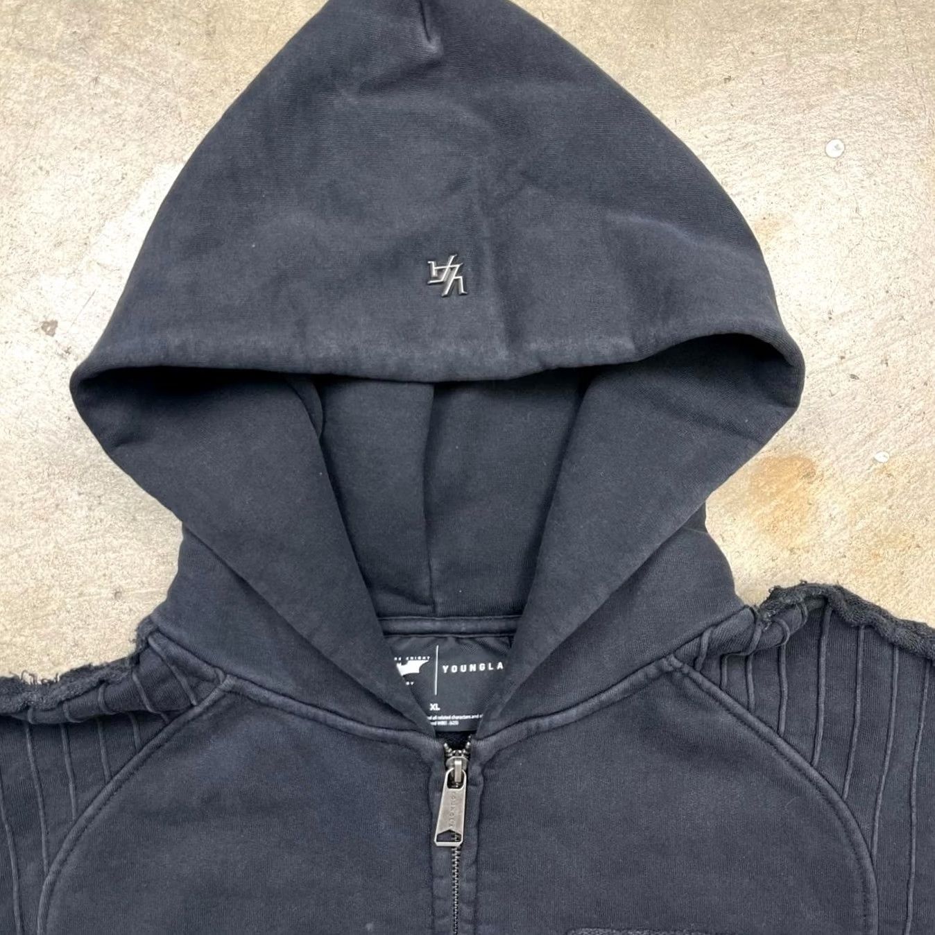 YoungLA Youngla Batman Dark Knight Black Zip up Hoodie Size XL Mens Size US XL / EU 56 / 4 - 3 Thumbnail