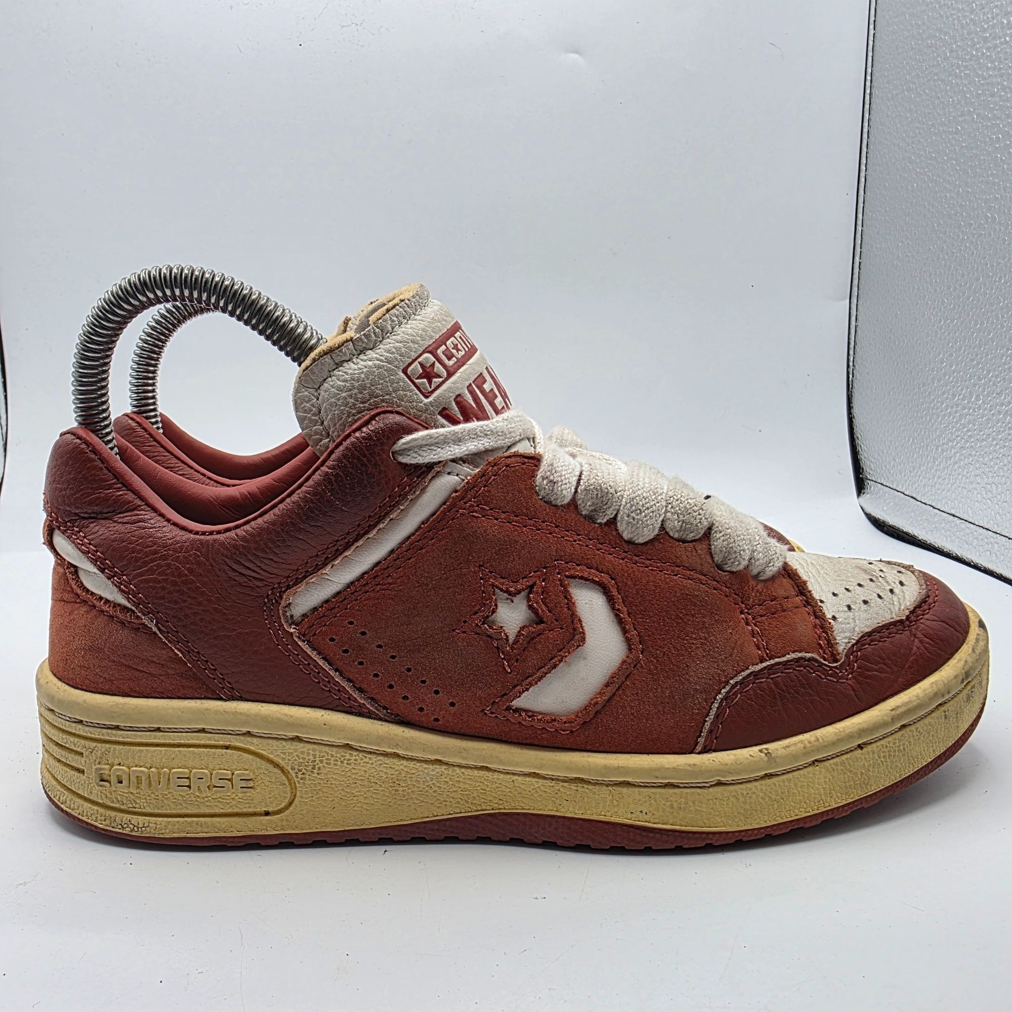 Converse Converse Weapon Low Ritual Red Womens Size 6 Leather Shoes C Size US 6 / IT 36 - 12 Thumbnail
