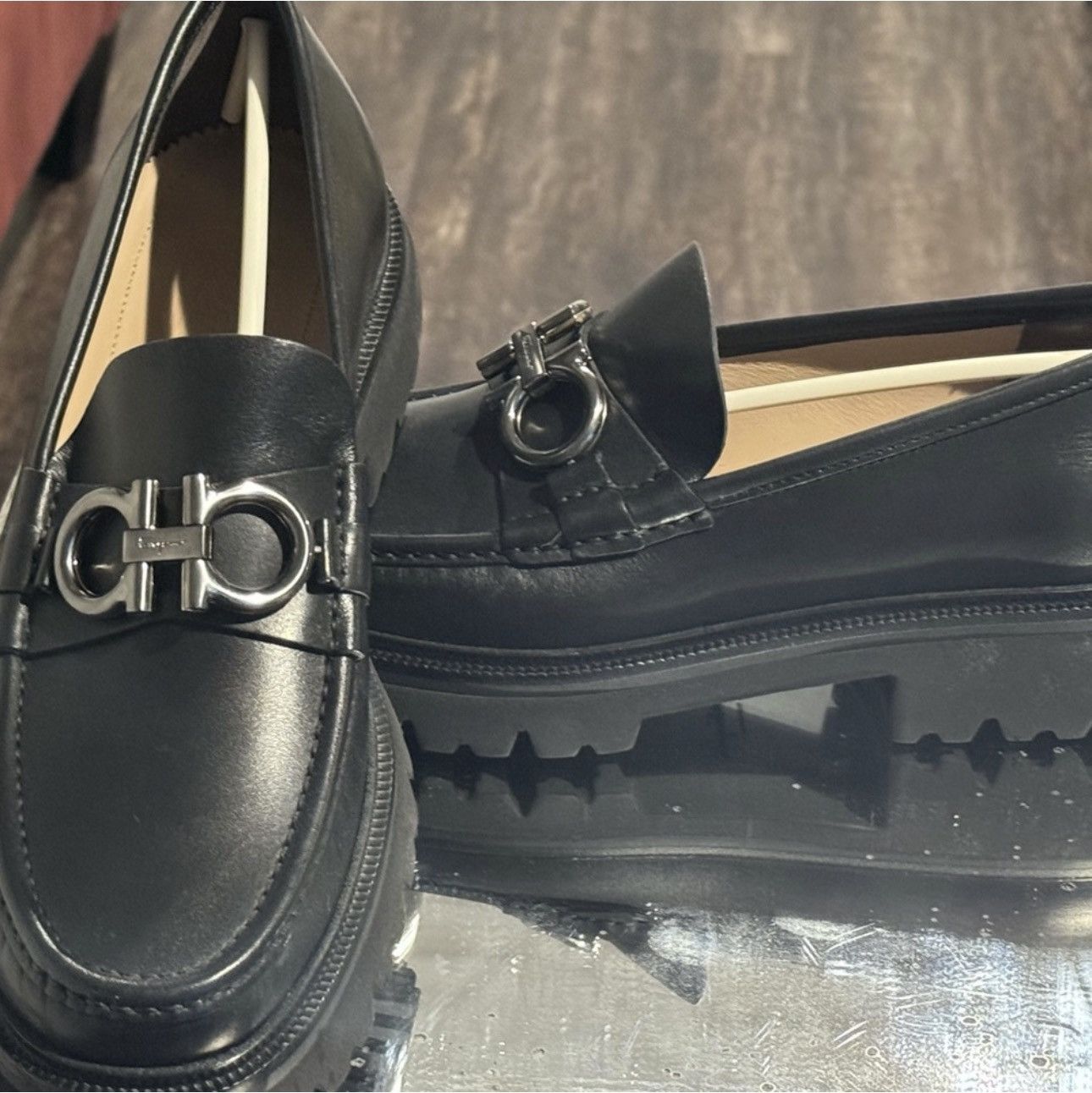 Salvatore Ferragamo Salvatore Ferragamo Bleecker Moc Toe Loafers Size US 10.5 / EU 43-44 - 6 Thumbnail