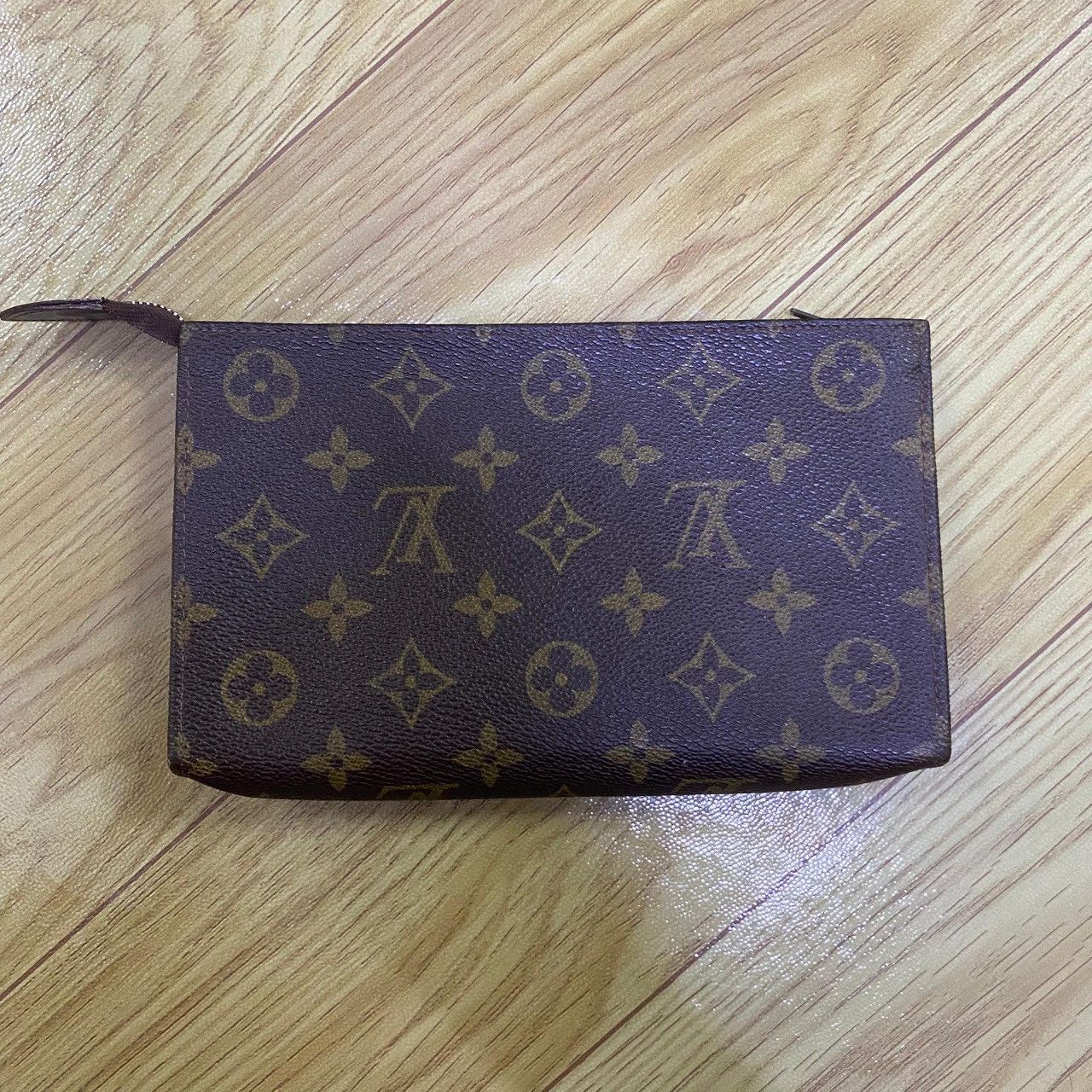 Louis Vuitton LV Monogram Clutch Vintage 1983 – ECLAIR Zip – France Size ONE SIZE - 2 Thumbnail