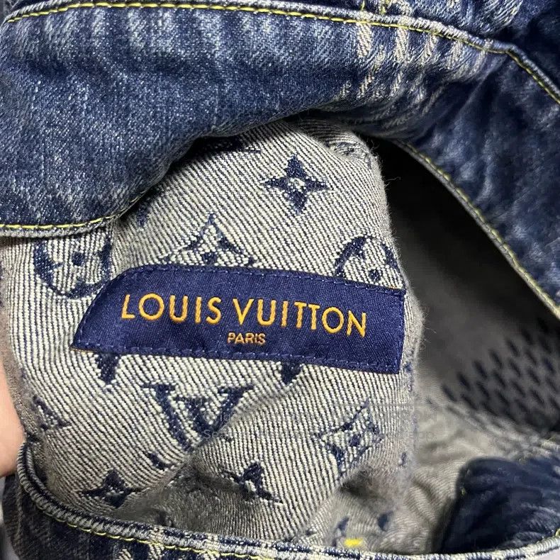 Louis Vuitton Louis Vuitton Navy Blue Logo Plaid Print Patchwork Jacket Size US M / EU 48-50 / 2 - 4 Thumbnail