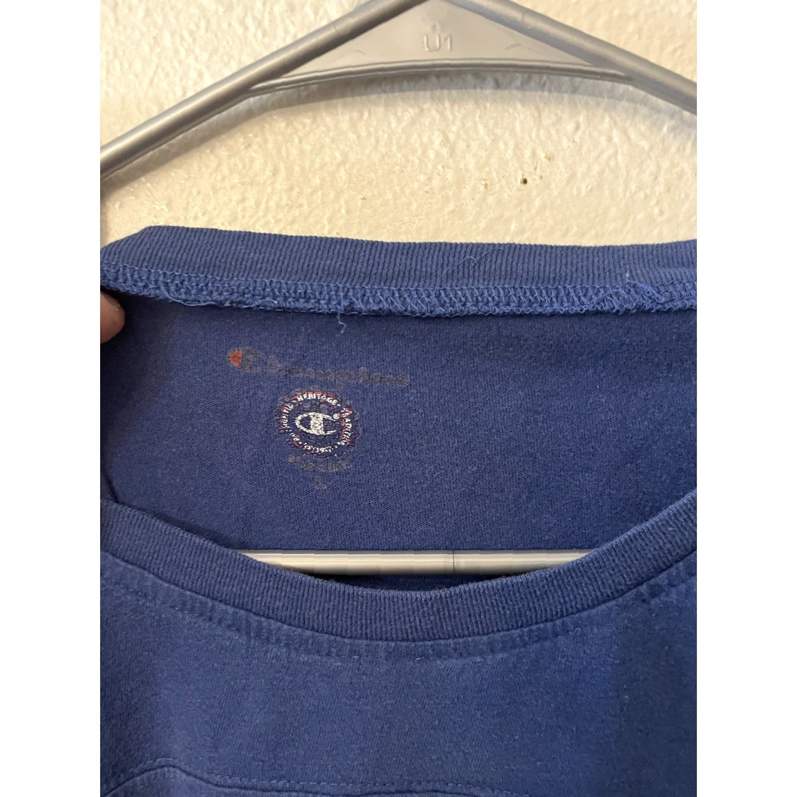 Champion Champion Blue Short Sleeve Crew Neck T-Shirt Women's Large Logo Top Shirt Ladies L Blue Logo, Champion, Activewear, Gym, 90s? Size L / US 10 / IT 46 - 3 Thumbnail