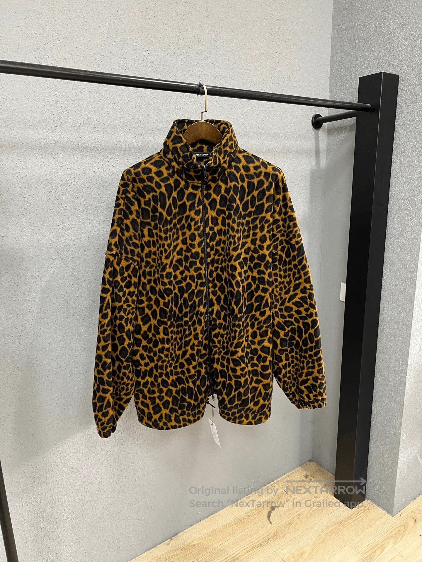 Balenciaga Balenciaga Leopard Fleece Jacket. Size S / US 4 / IT 40 - 1 Thumbnail