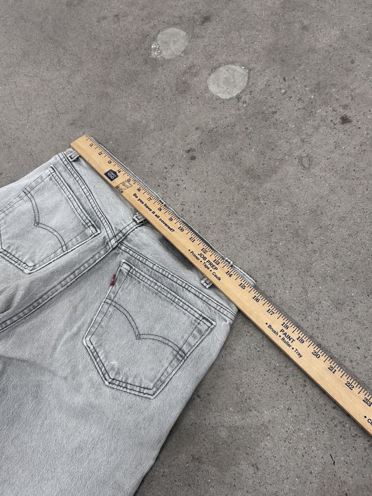 Levi's Vintage 90s Levi's 501 Jeans Made in USA Light Wash Size US 31 - 8 Thumbnail