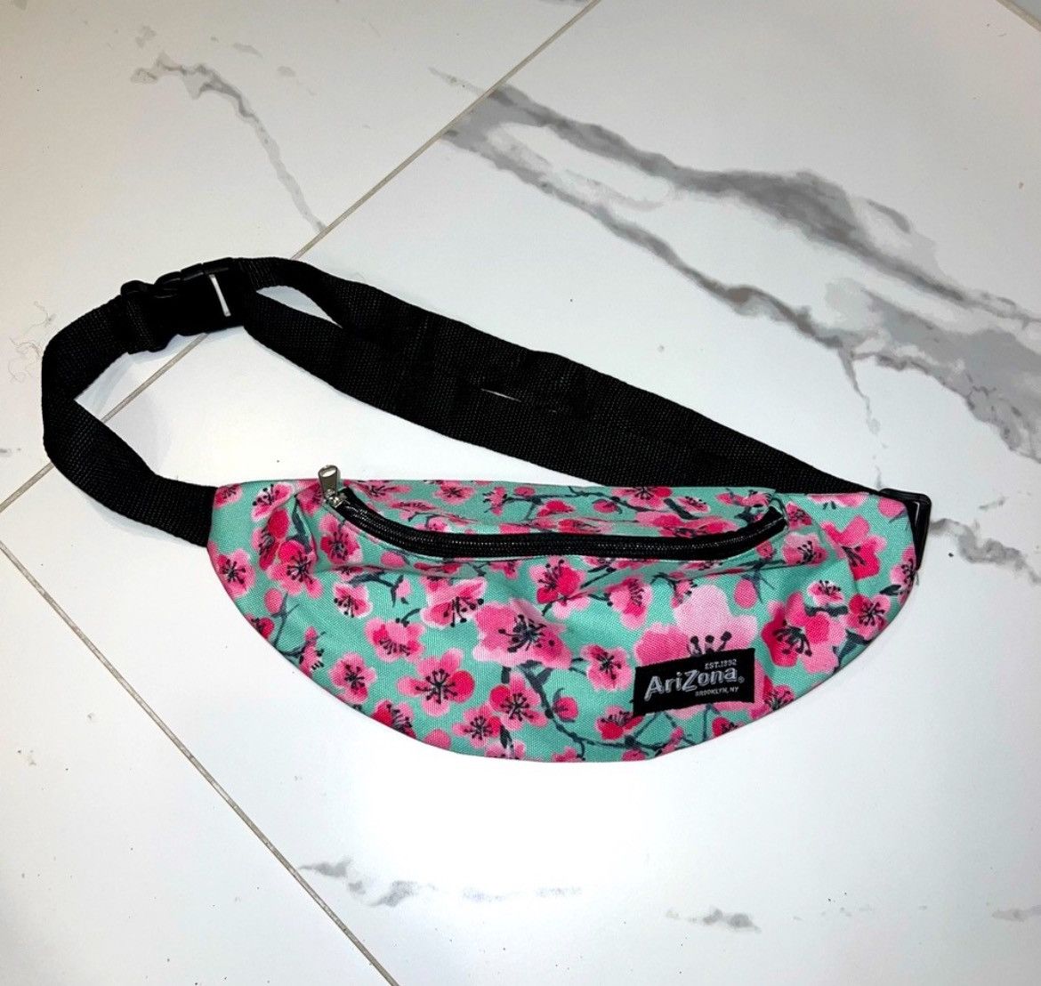 Arizona Jean Co. Limited Edition Arizona Green Tea Fanny pack/crossbody Size ONE SIZE - 1 Thumbnail