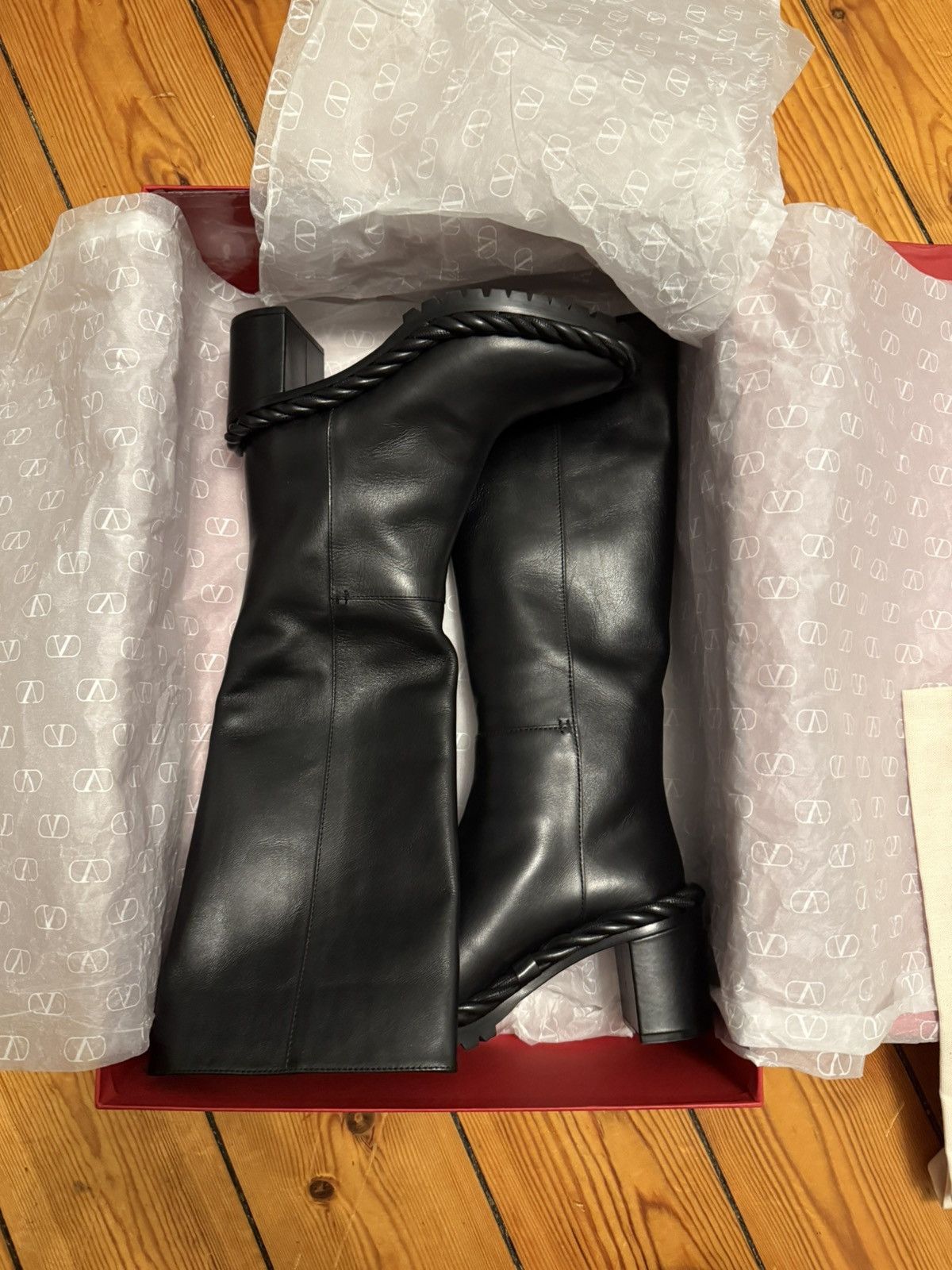 Valentino Valentino Garavani rope knee high soft leather boots 35 Size US 5 / IT 35 - 4 Thumbnail