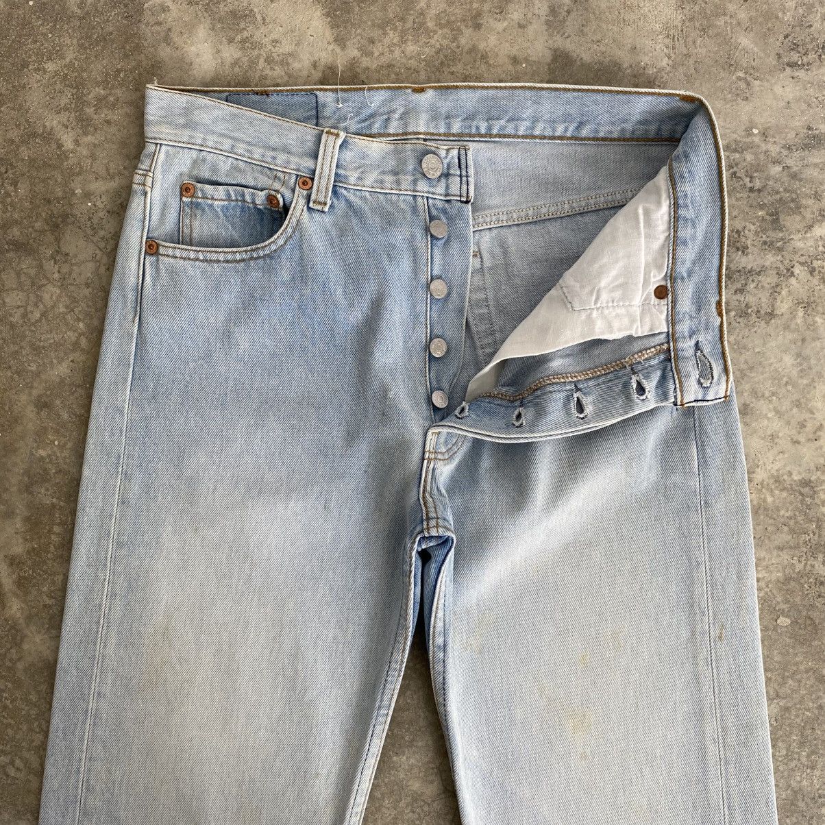 Levi's Vintage 90’s Levis 501 Faded Light Blue Distressed Jeans Size US 30 / EU 46 - 7 Thumbnail