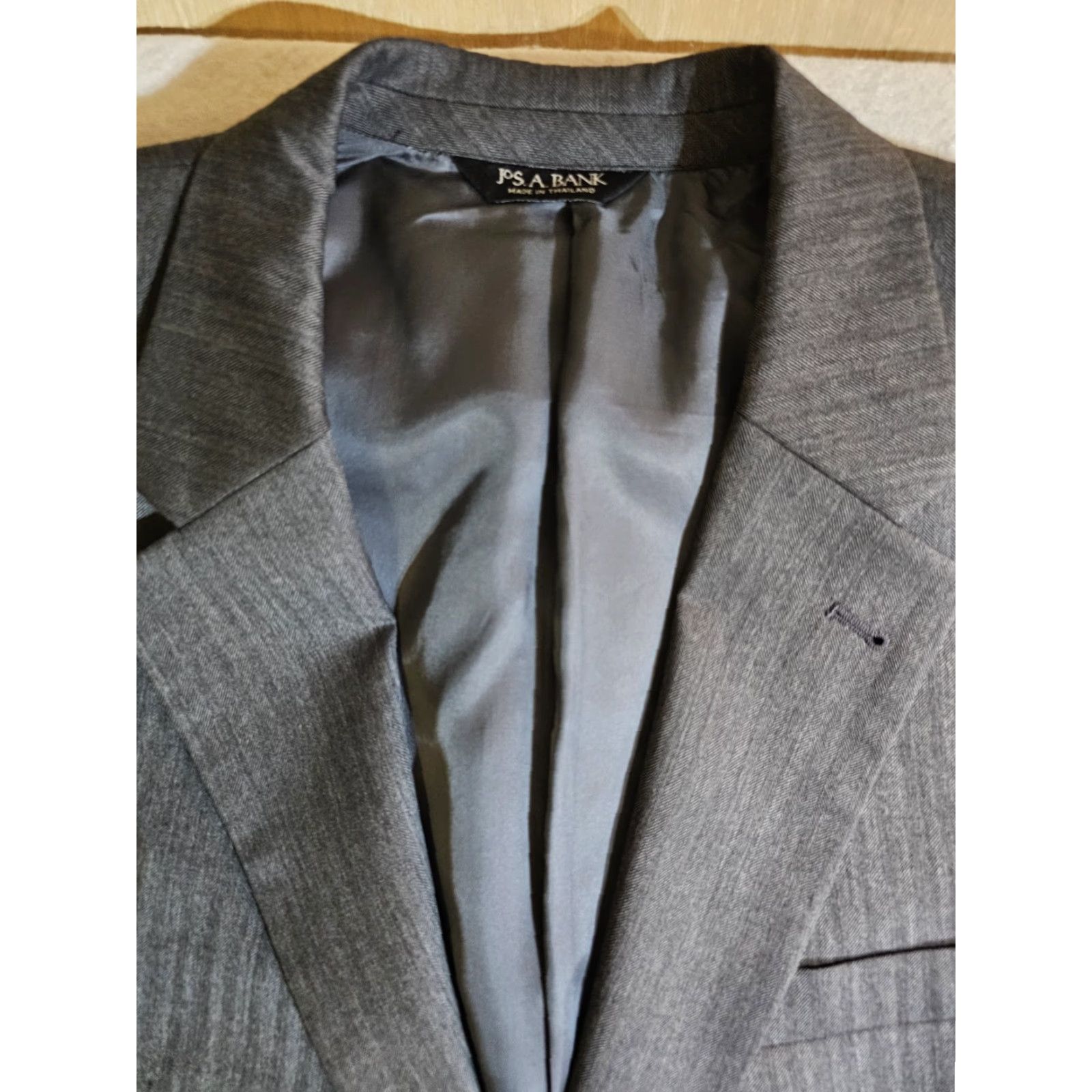 Jos. A. Bank Jos A Bank Signature Collection 100% Wool Gray Striped 2pc Suit Size 43R 34x30 Size 46R - 4 Thumbnail