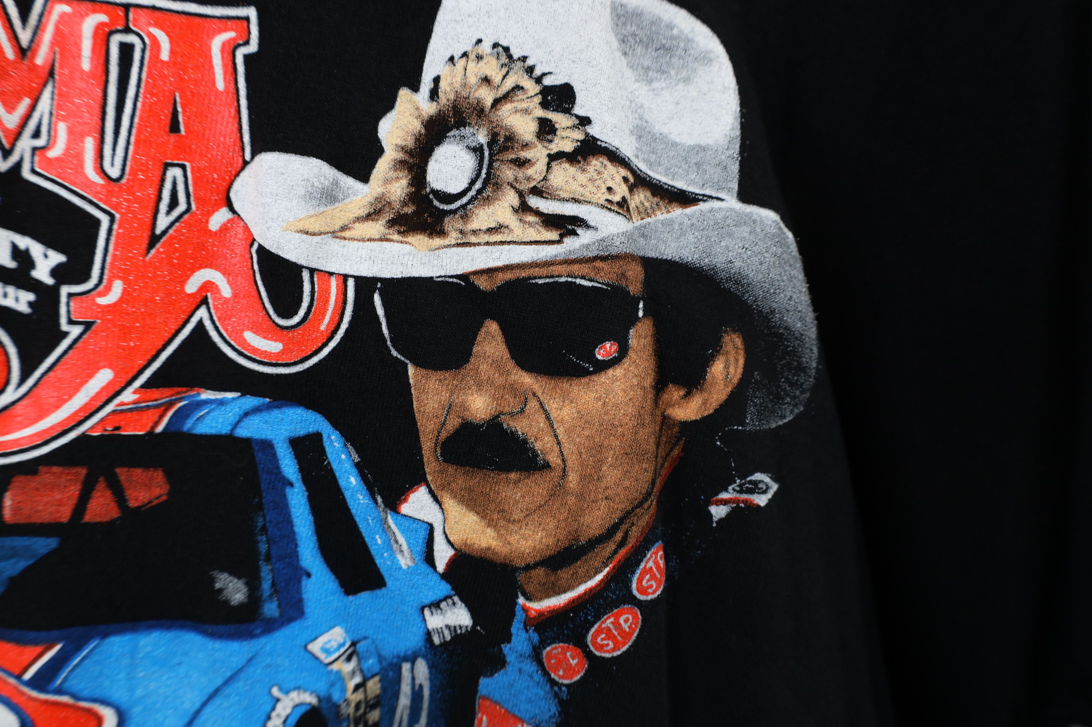 Vintage Vintage 90s NASCAR Racing Alabama Band T-Shirt Black USA Size US XXL / EU 58 / 5 - 7 Thumbnail