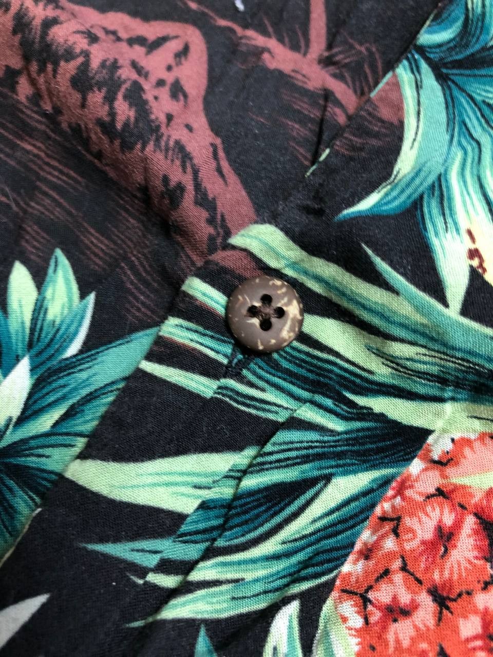 Allsaints Dark Hawaiian Shirt Vintage Floral Hawaiian Casual Shirt Size US M / EU 48-50 / 2 - 6 Thumbnail