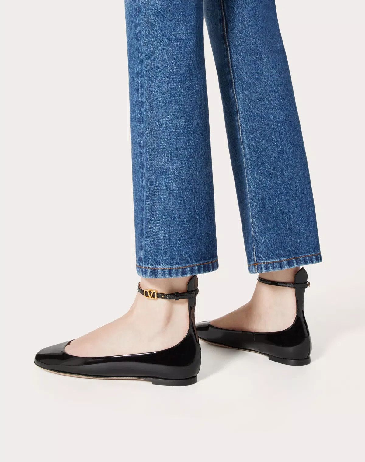 Valentino o1s1wg110426 Tan-Go Patent Leather Ballerina in Black Size US 6 / IT 36 - 6 Thumbnail