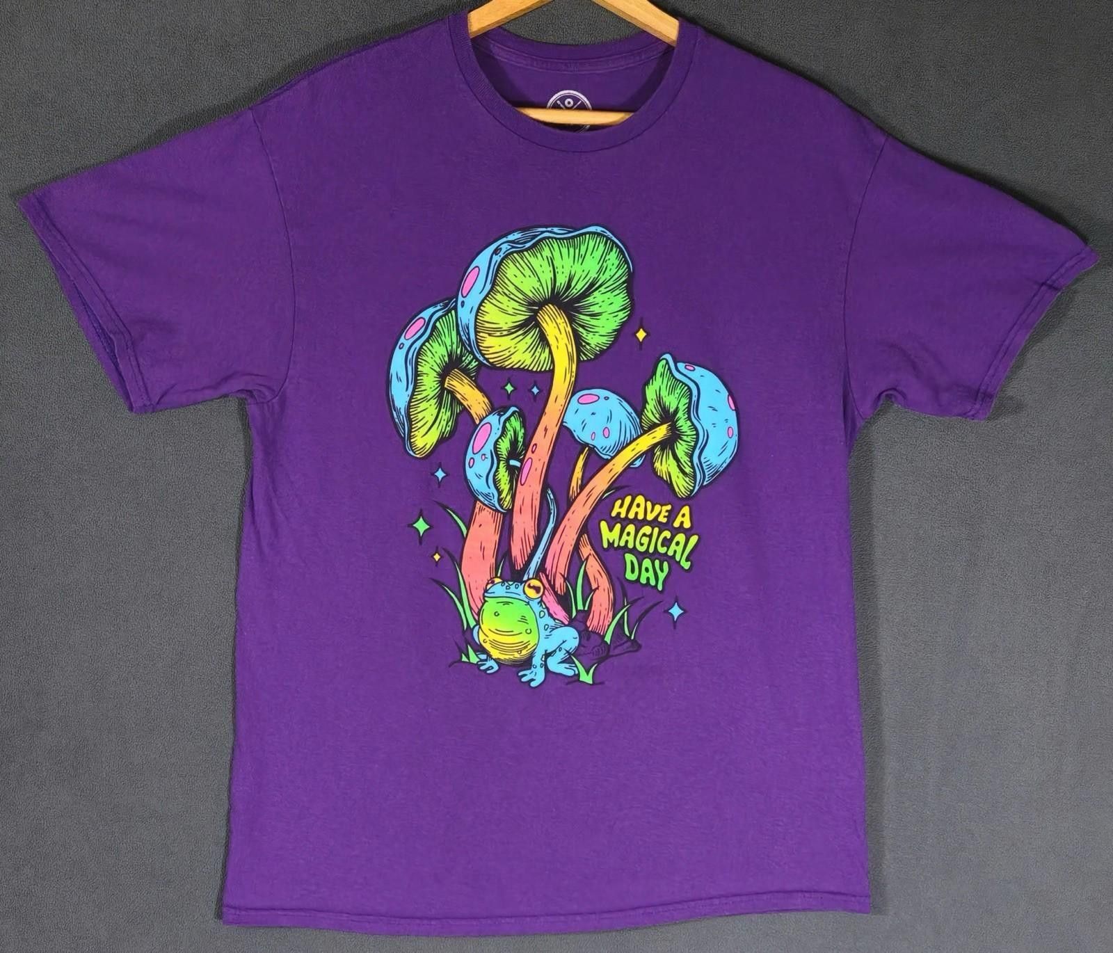 Damir Doma DOM Purple Have a Magical Day” Frog Mushroom Psychedelic #1 Size US L / EU 52-54 / 3 - 1 Thumbnail