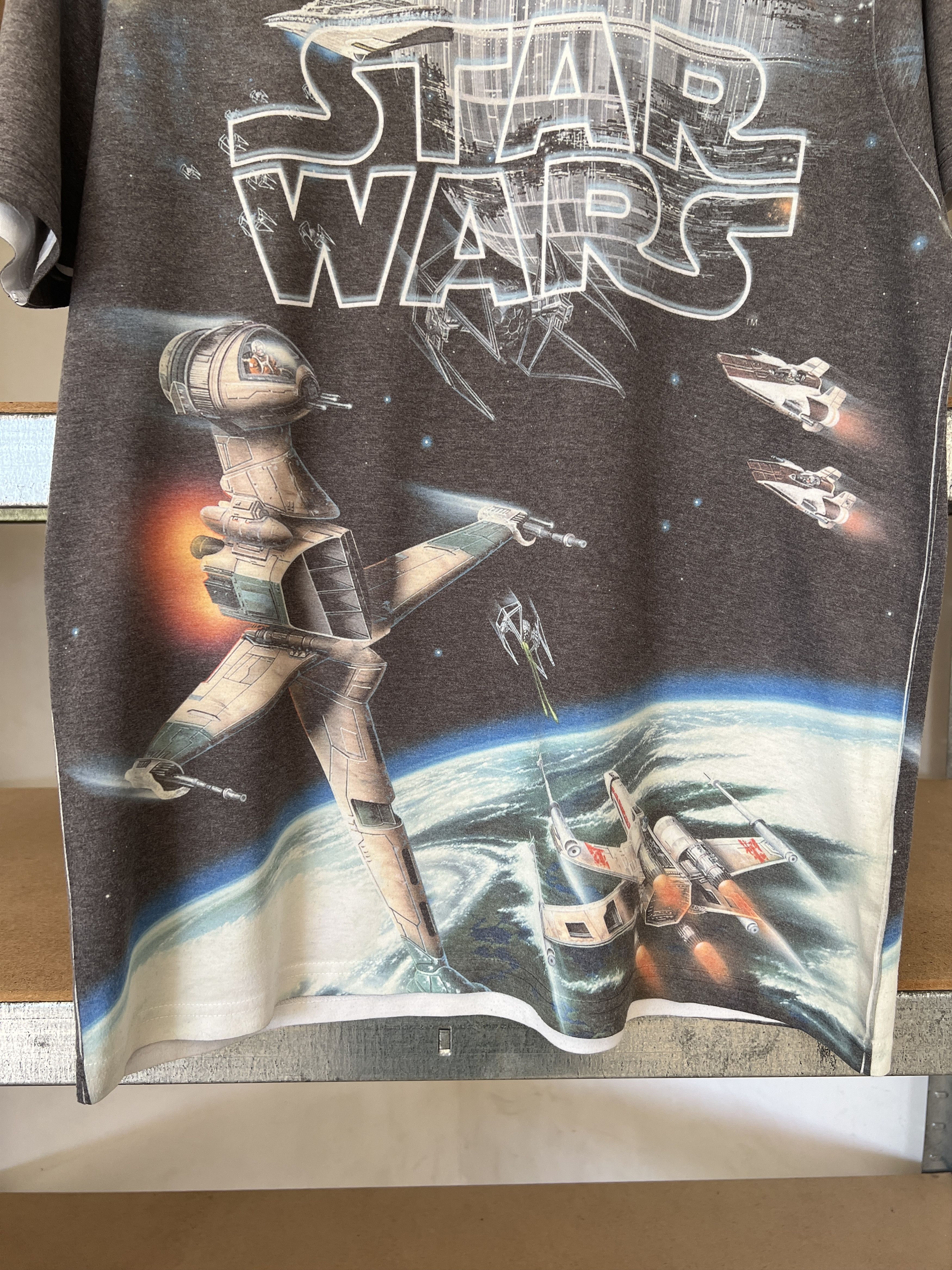 Vintage Vintage 2000s Star Wars All Over Print Movie T-shirt Size US L / EU 52-54 / 3 - 8 Thumbnail