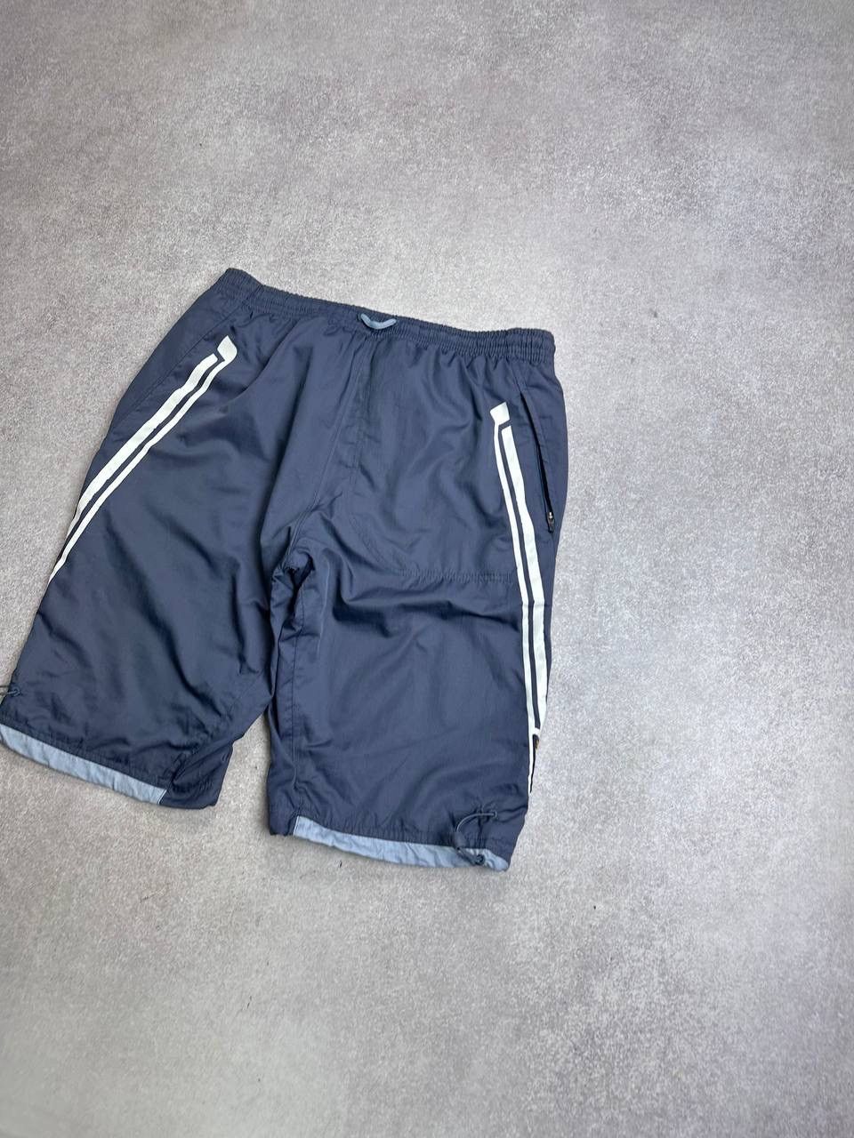 Nike Vintage Nike Swoosh Nylon Tn Style Shorts Y2K S Size US 31 - 5 Thumbnail