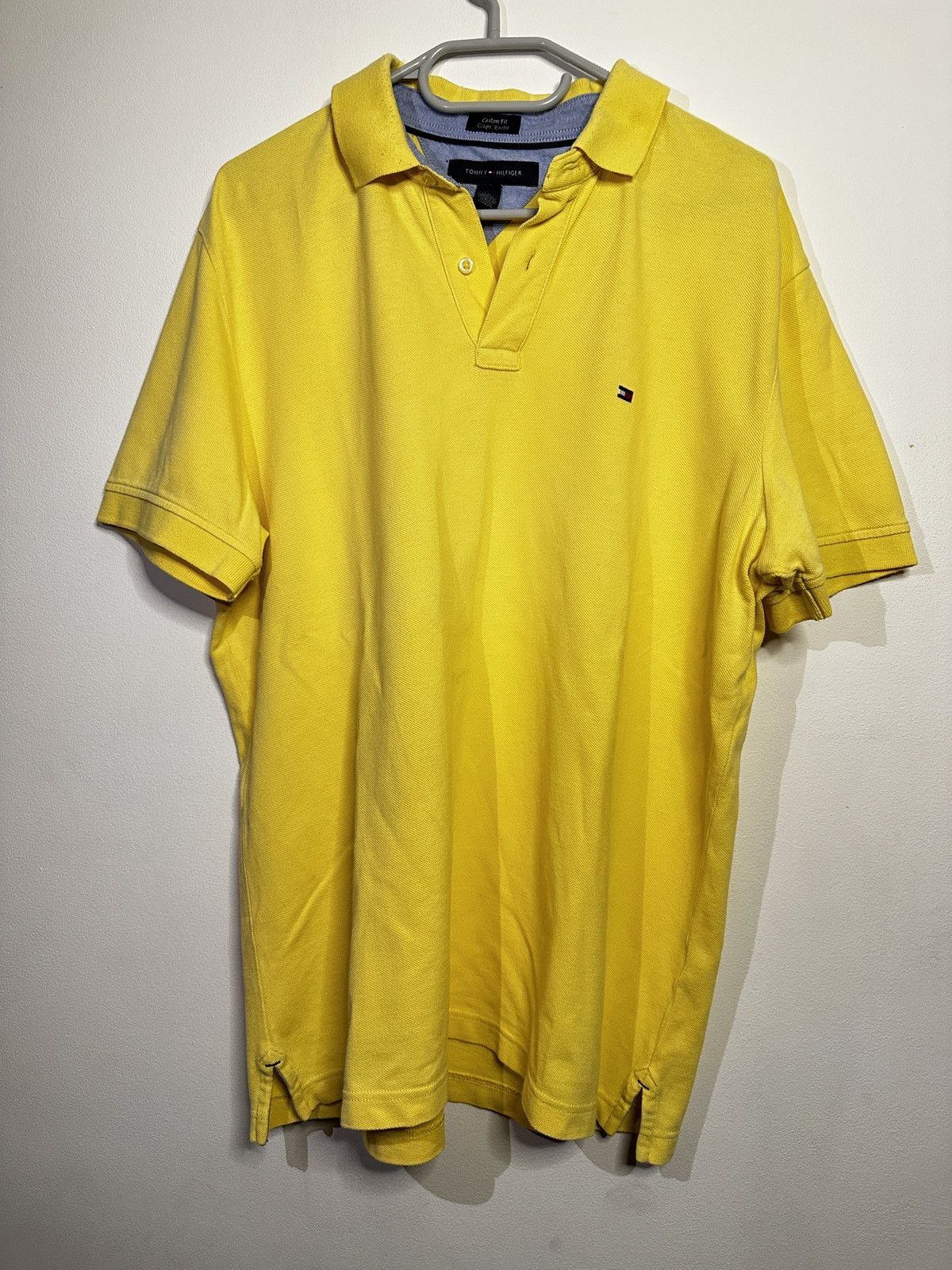 Tommy Hilfiger Polo Tommy Hilfiger Size US L / EU 52-54 / 3 - 1 Thumbnail
