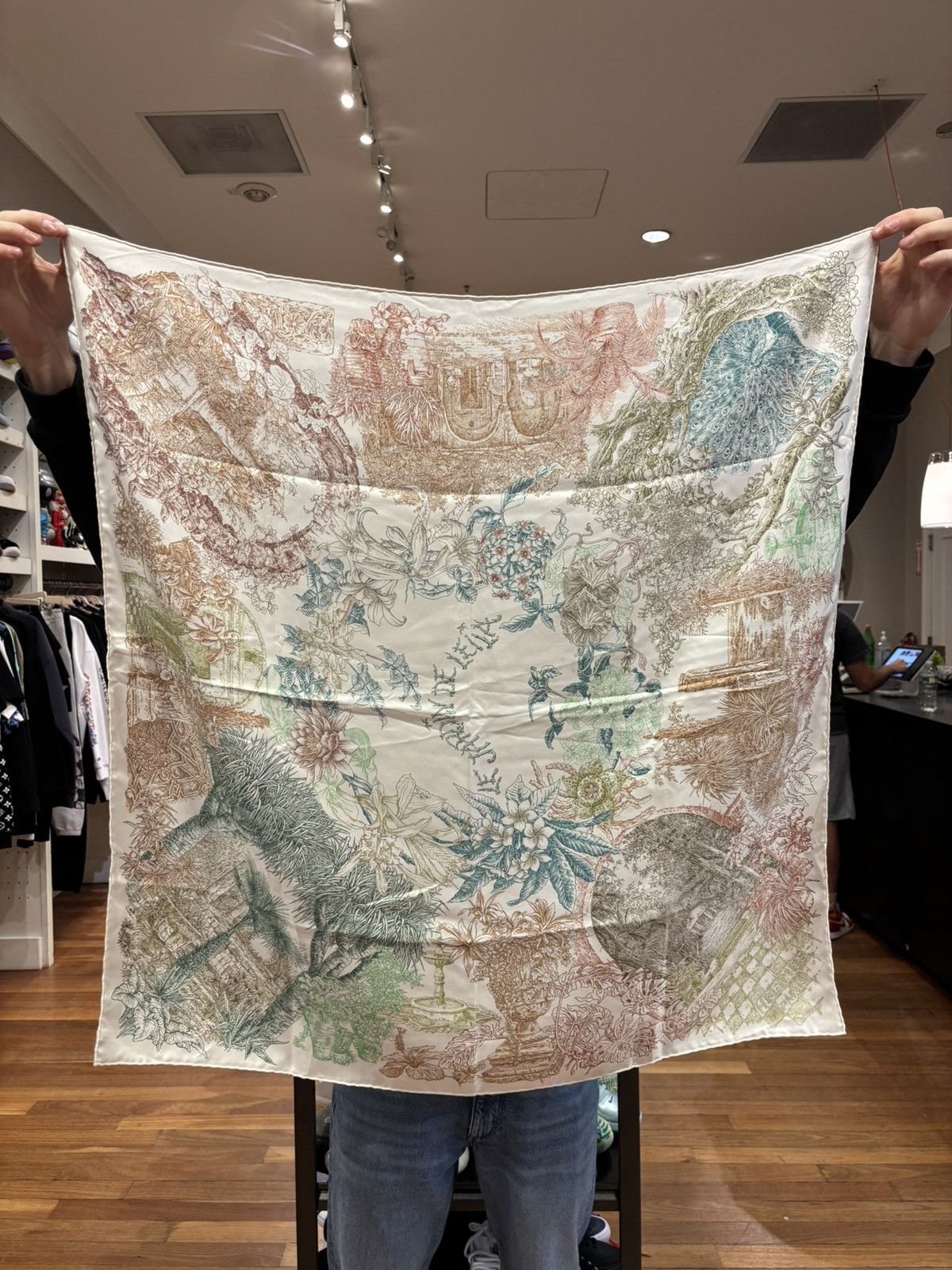Hermes Hermes Le Jardin de Leila Scarf Size ONE SIZE - 1 Thumbnail