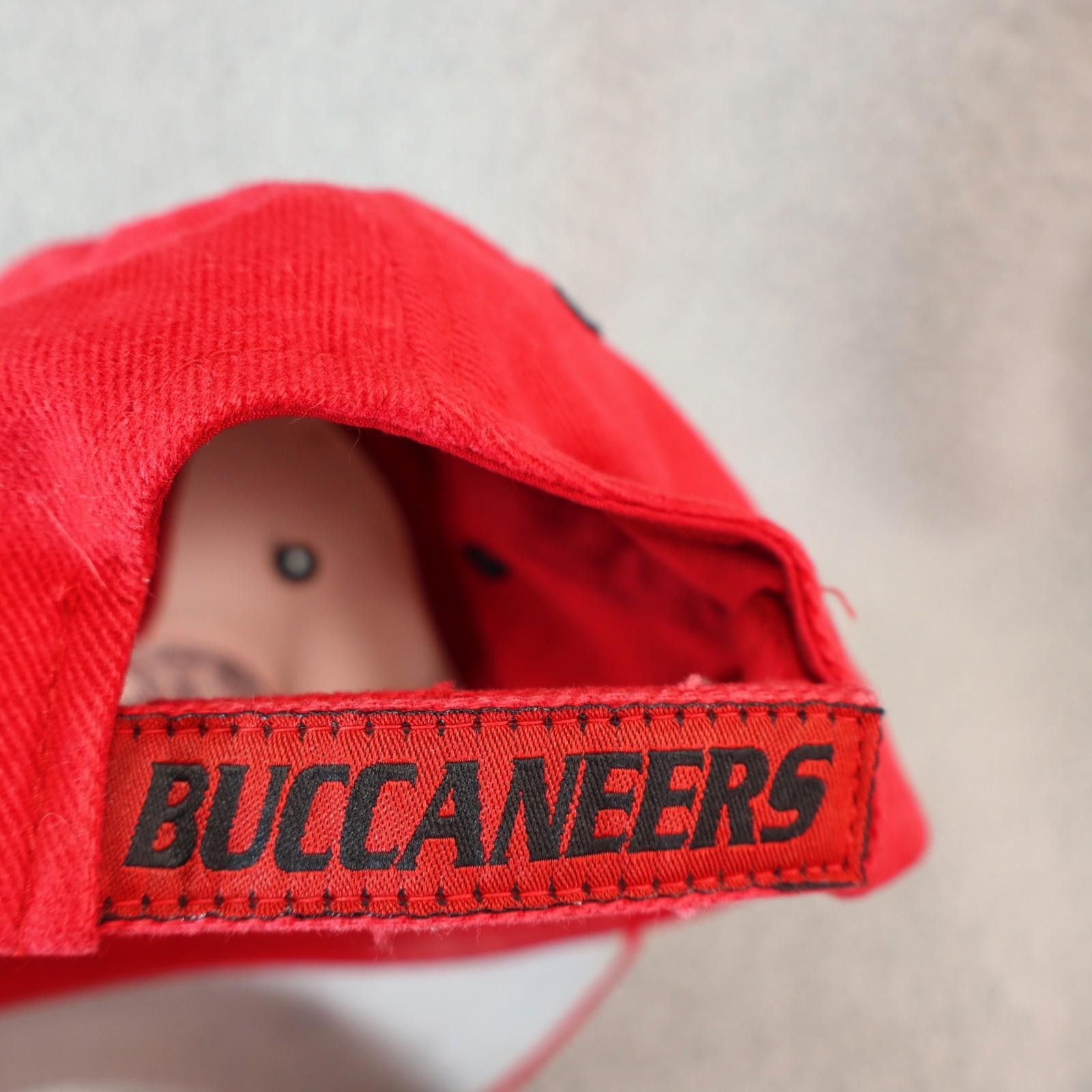Logo Athletic Vtg Tampa Bay Buccaneers Logo Athletic Snapback Hat Red Size ONE SIZE - 5 Thumbnail