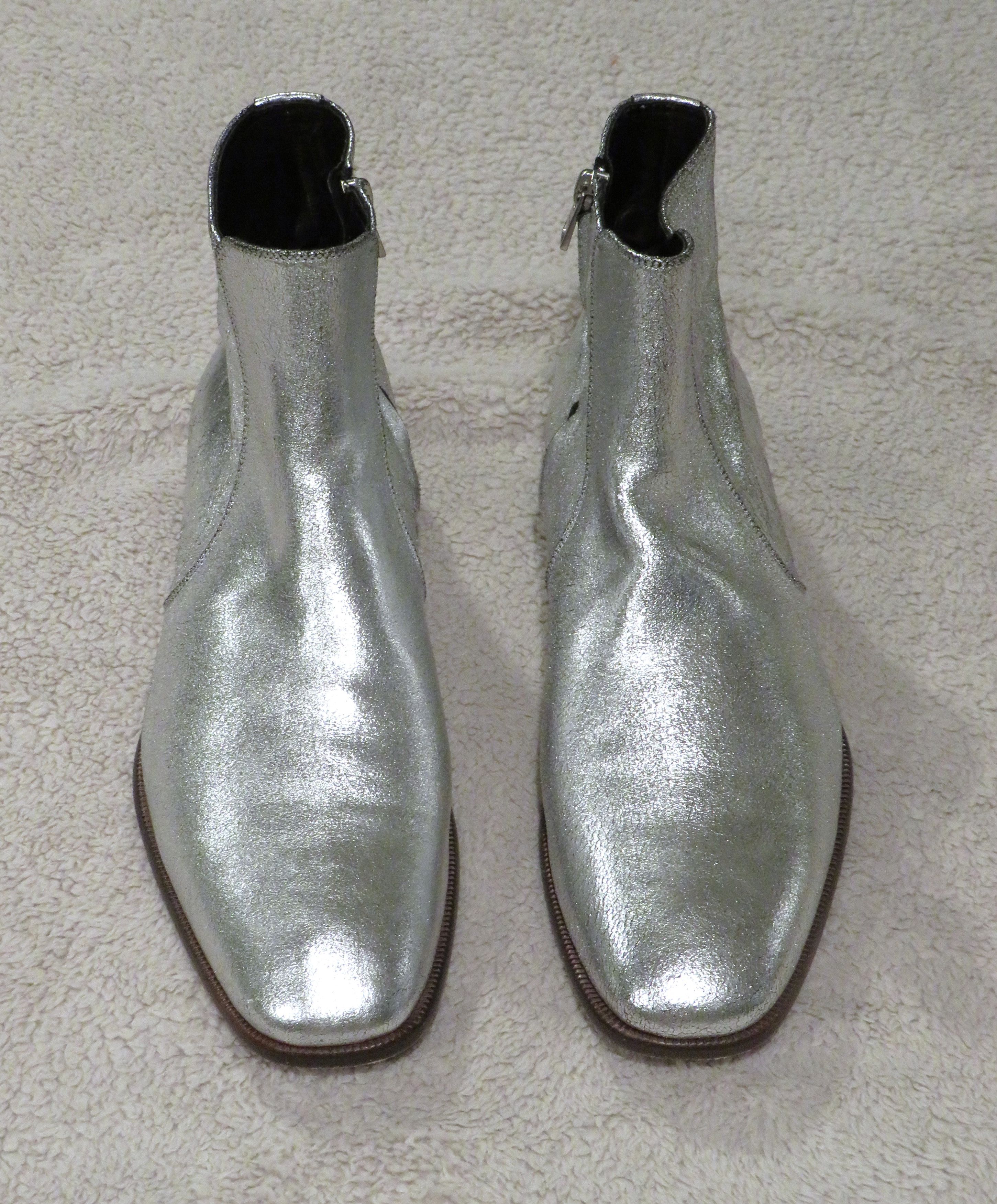 Tom Ford Edgar Silver Metallic Leather Side Zip Ankle Boots 9 T Size US 9 / EU 42 - 1 Thumbnail