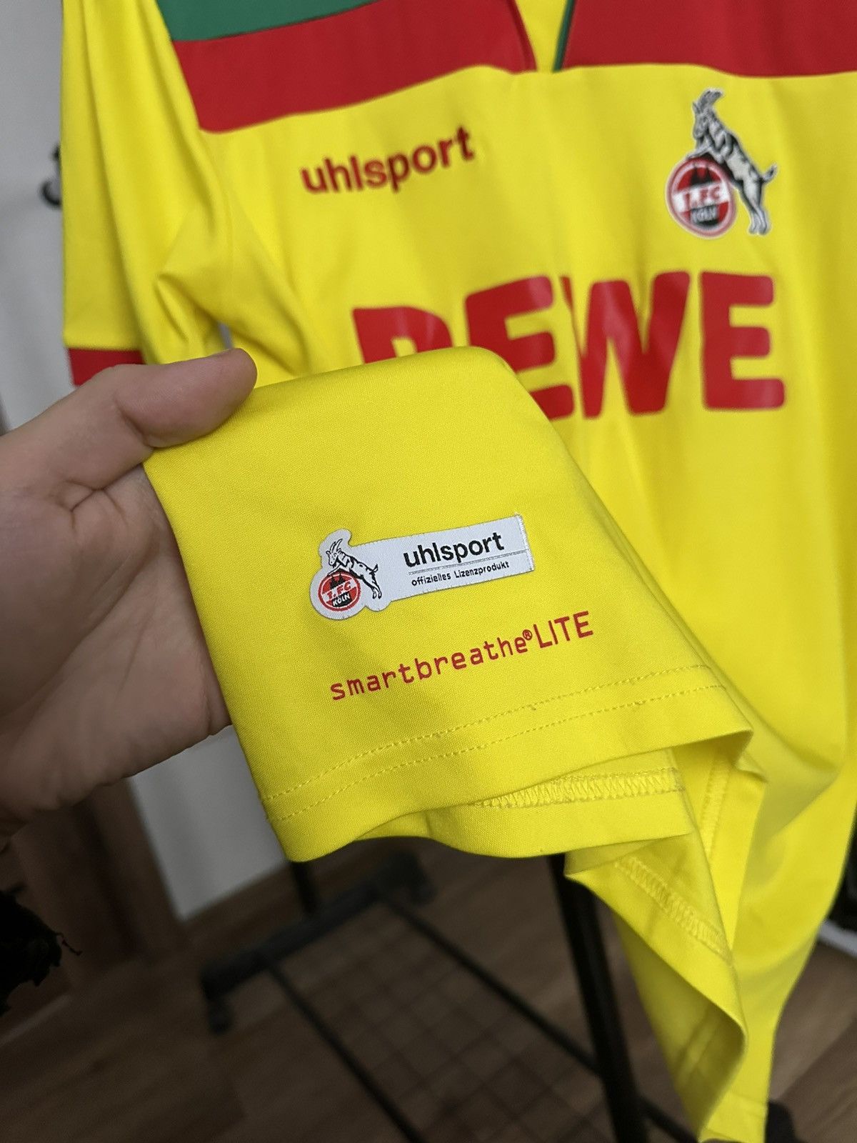 Other 2020/2021 FC Koln Soccer Jersey T-Shirt Size US M / EU 48-50 / 2 - 9 Thumbnail