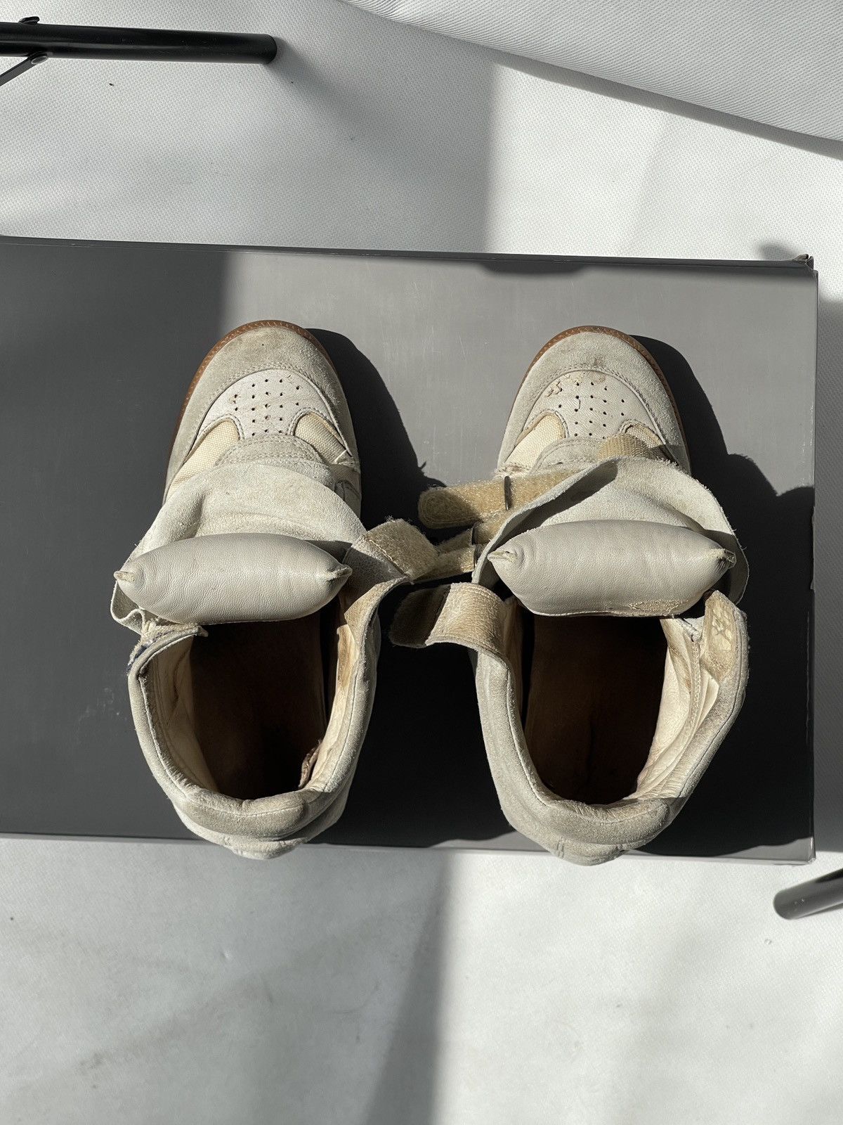 Isabel Marant Authentic Isabel Marant Etoile Bekett sneakers Suede Wedge Size US 7 / IT 37 - 15 Thumbnail