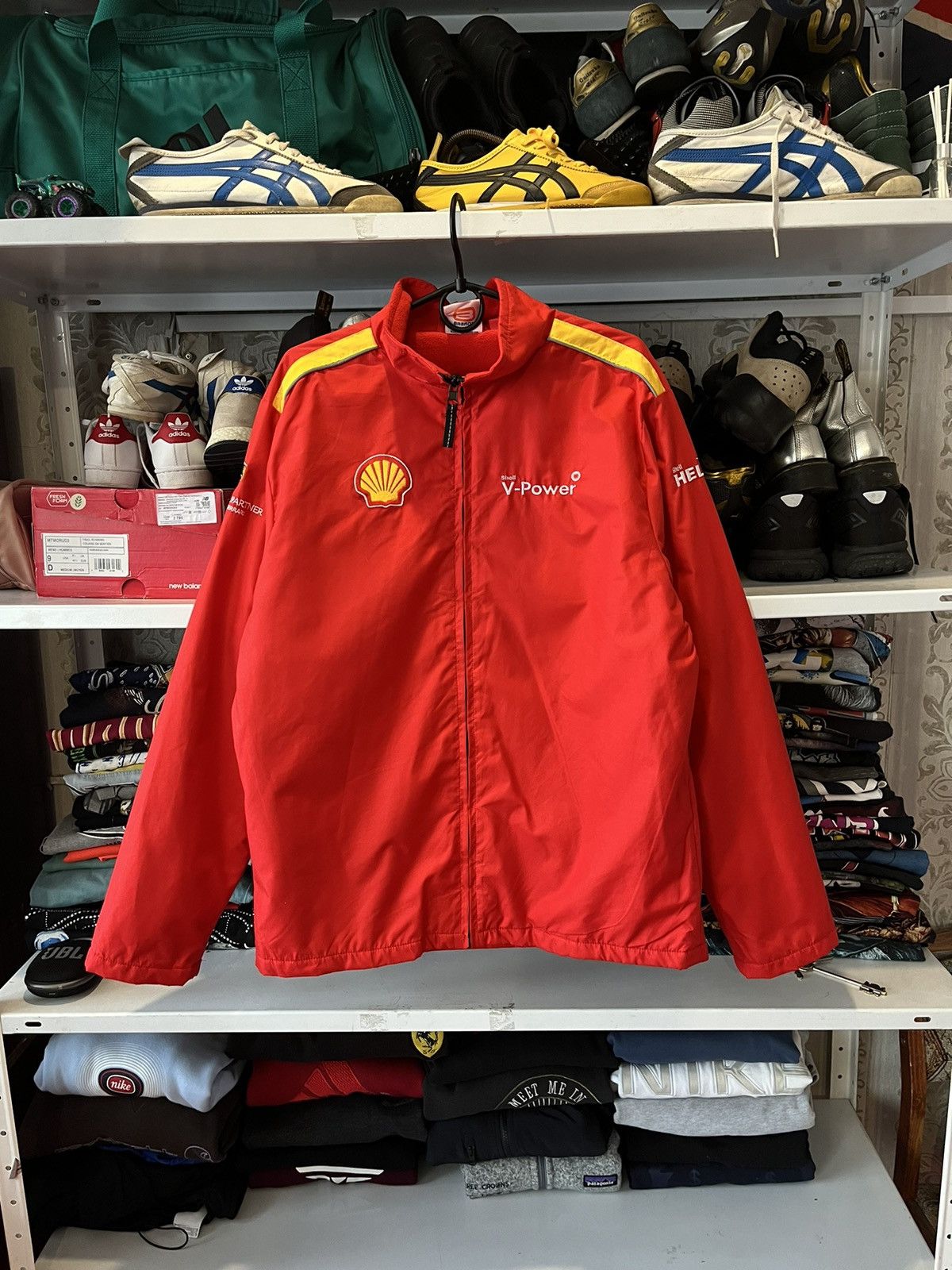 Ferrari Vintage Ferrari Jacket Shell Y2K Rare Size M Size US M / EU 48-50 / 2 - 1 Thumbnail