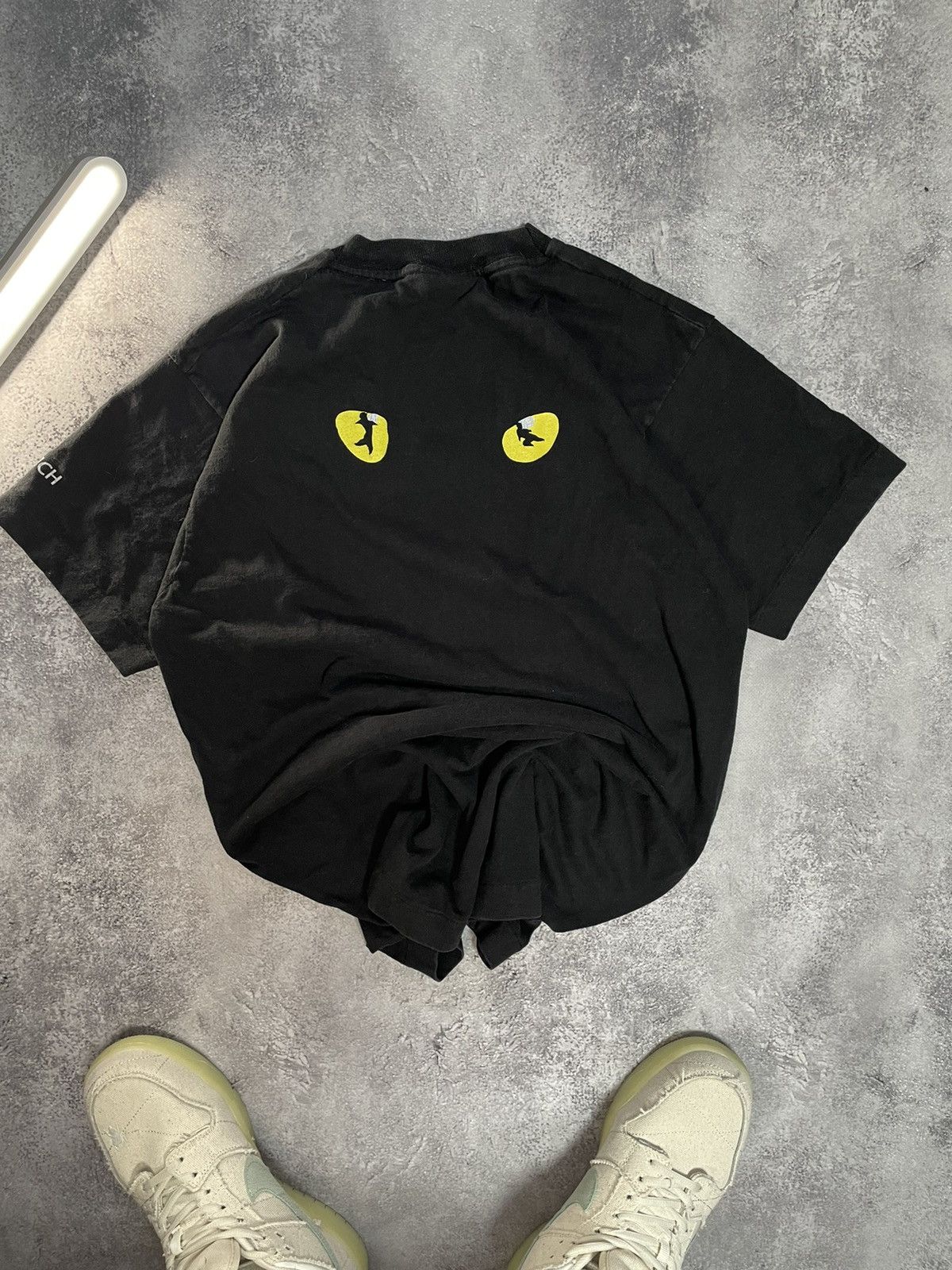 Band Tees × Rap Tees × Vintage VINTAGE ROCK UK CATS 90s TOUR PINK EMO RAP MENS BLACK SHIRT Size US L / EU 52-54 / 3 - 7 Thumbnail