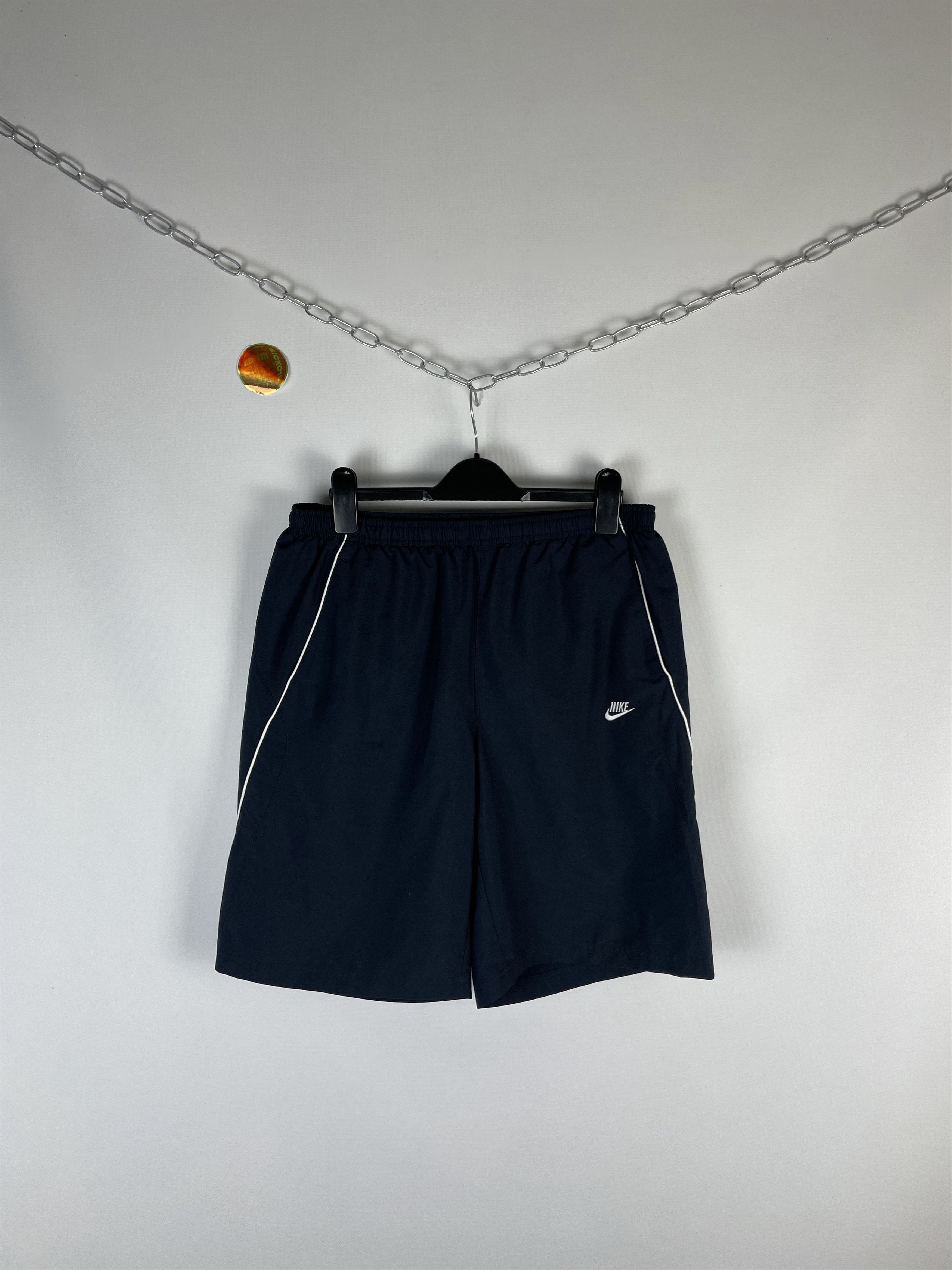 Nike × Vintage Mens Vintage Nike Shorts Y2k Size US 34 / EU 50 - 1 Thumbnail