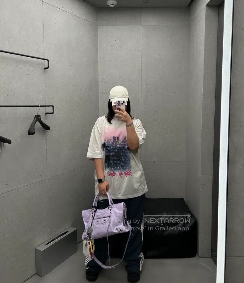 Balenciaga Balenciaga Angel City Night Scene Graffiti Fissured Letter Size US L / EU 52-54 / 3 - 8 Thumbnail