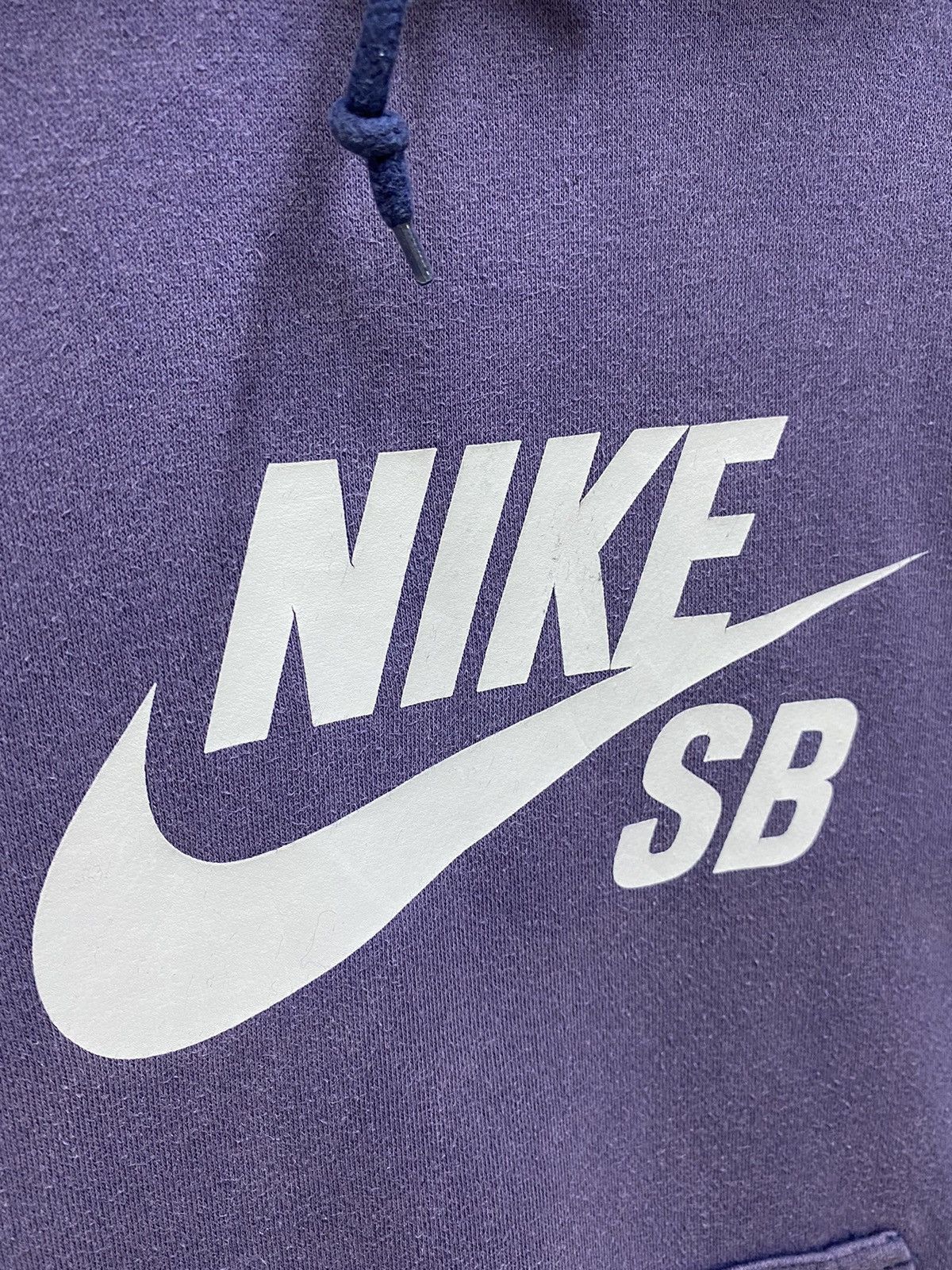 Nike SB Vintage Nike SB Hoodie Faded Purple Center Logo Size S Size US S / EU 44-46 / 1 - 6 Thumbnail