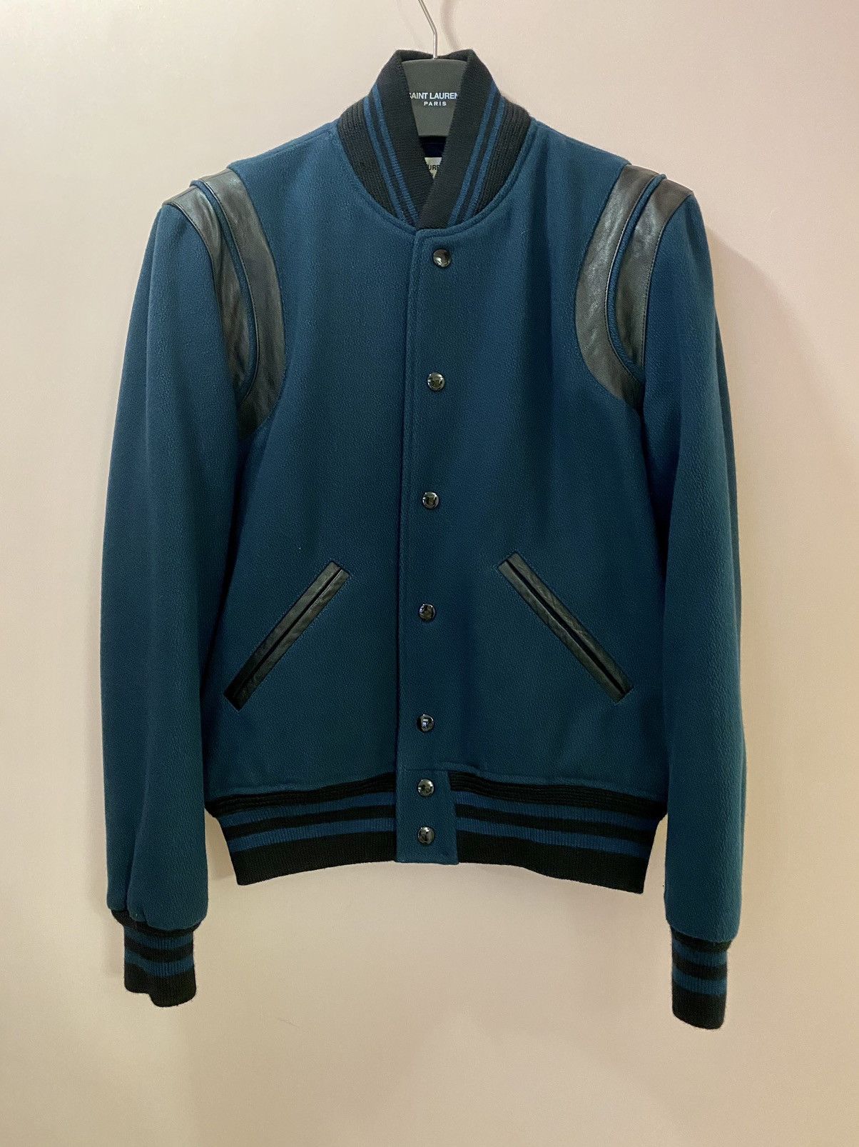 Saint Laurent Paris Saint Laurent green teddy bomber jacket 44 Size US S / EU 44-46 / 1 - 3 Thumbnail