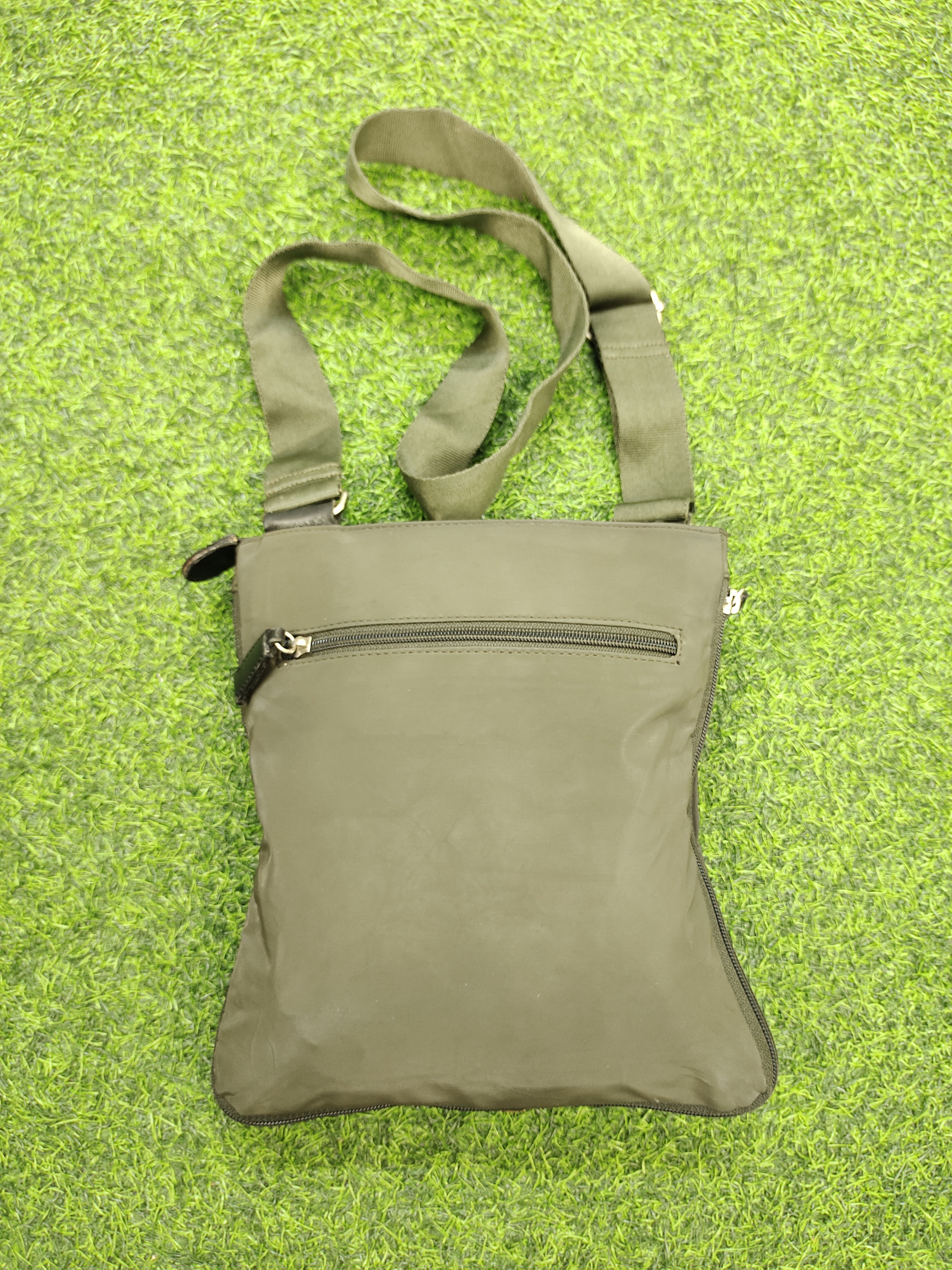 Hysteric Glamour Vintage Buzzy Japan Nylon Trim Leather Crossbody Sling Bag Size ONE SIZE - 5 Thumbnail