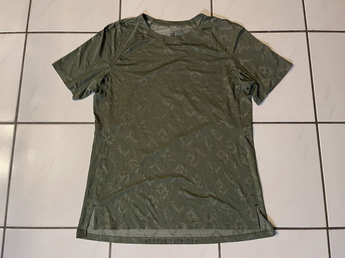 Lululemon Lululemon Textured Training Shirt KLEA Men's Large Green Size US L / EU 52-54 / 3 - 1 Thumbnail