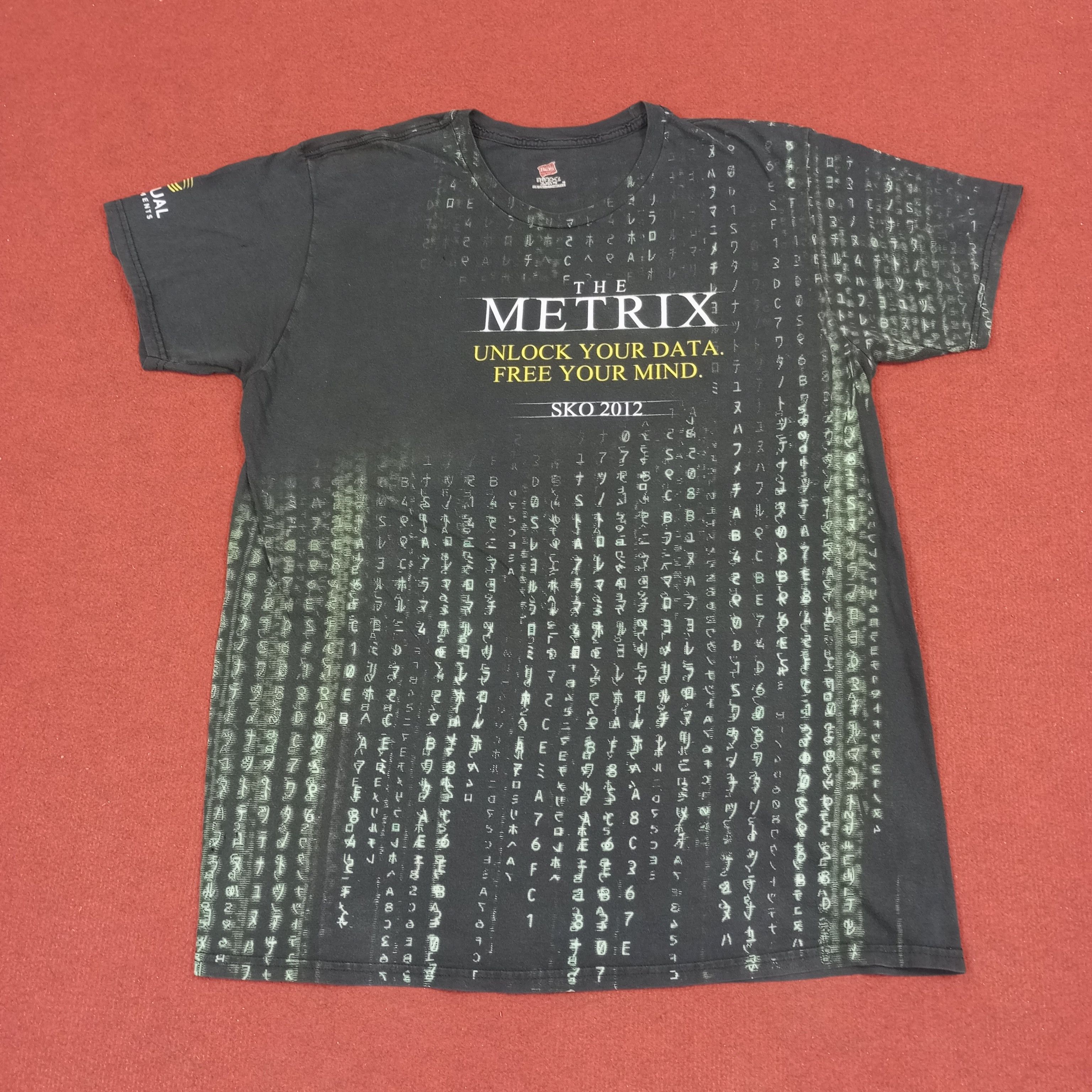 Vintage The Matrix Action Movie Streetwear Tshirt Size US XL / EU 56 / 4 - 1 Thumbnail