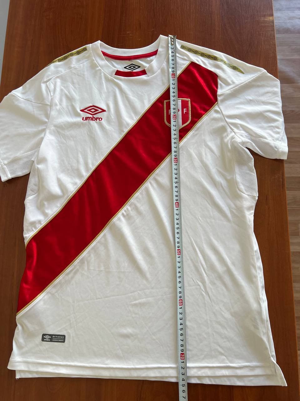 Umbro 2018 PERU NATIONAL TEAM HOME SOCCER JERSEY FOOTBALL SHIRT M Size US M / EU 48-50 / 2 - 14 Thumbnail