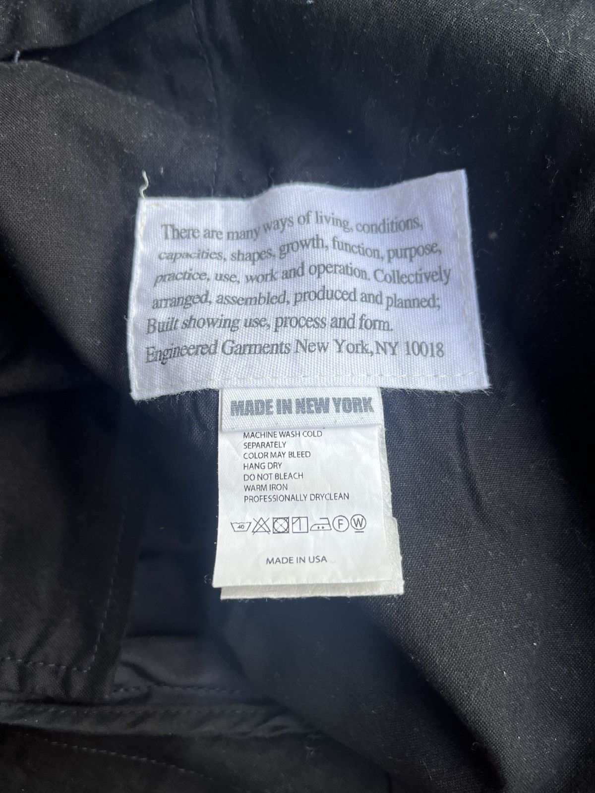 Engineered Garments Navy shorts cuffed with back tightener Size US 34 / EU 50 - 7 Thumbnail