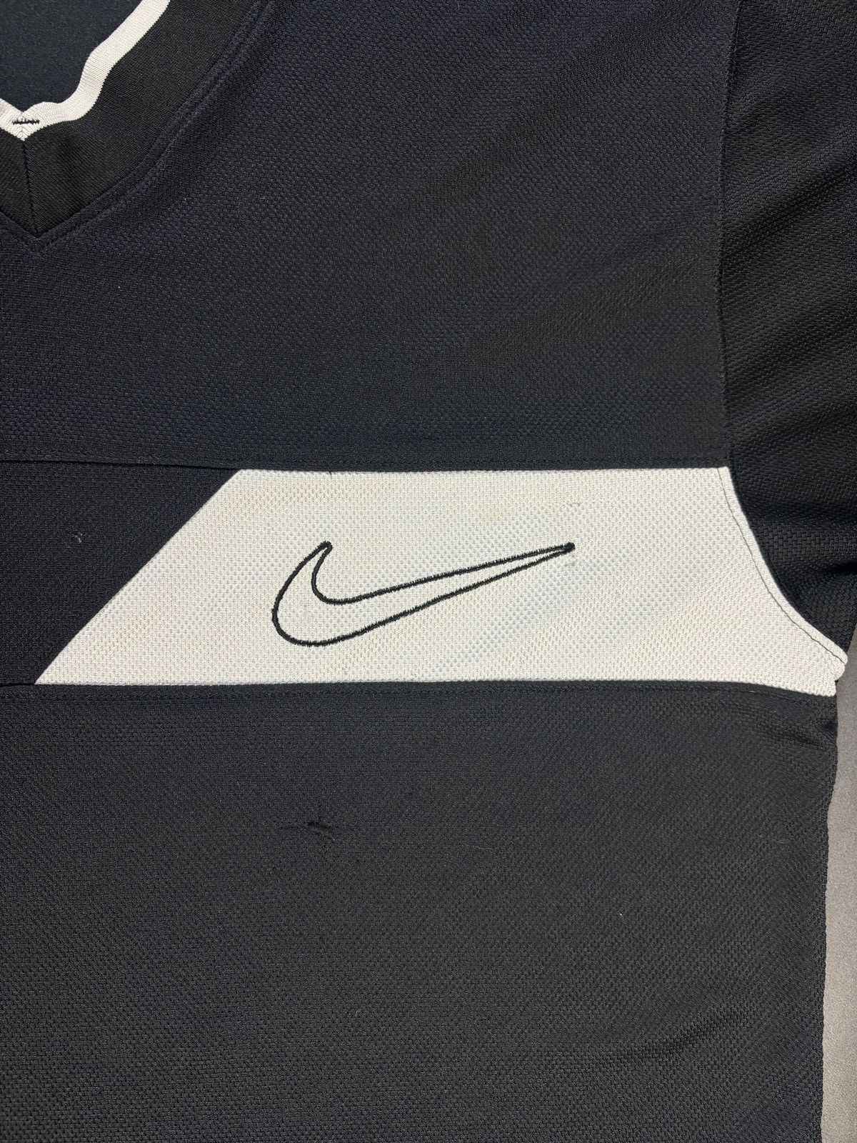 Nike 1990s Vintage Nike Active Shirt Shortsleeve Swoosh Warmup L Size US L / EU 52-54 / 3 - 5 Thumbnail