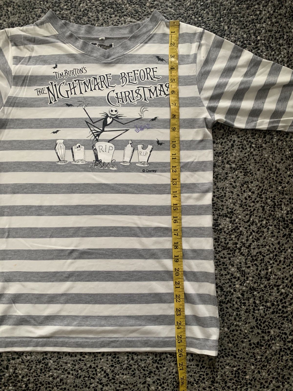 Monies Vintage Nightmare Before Christmas Horror Gothic Movie Tees Size US M / EU 48-50 / 2 - 10 Thumbnail