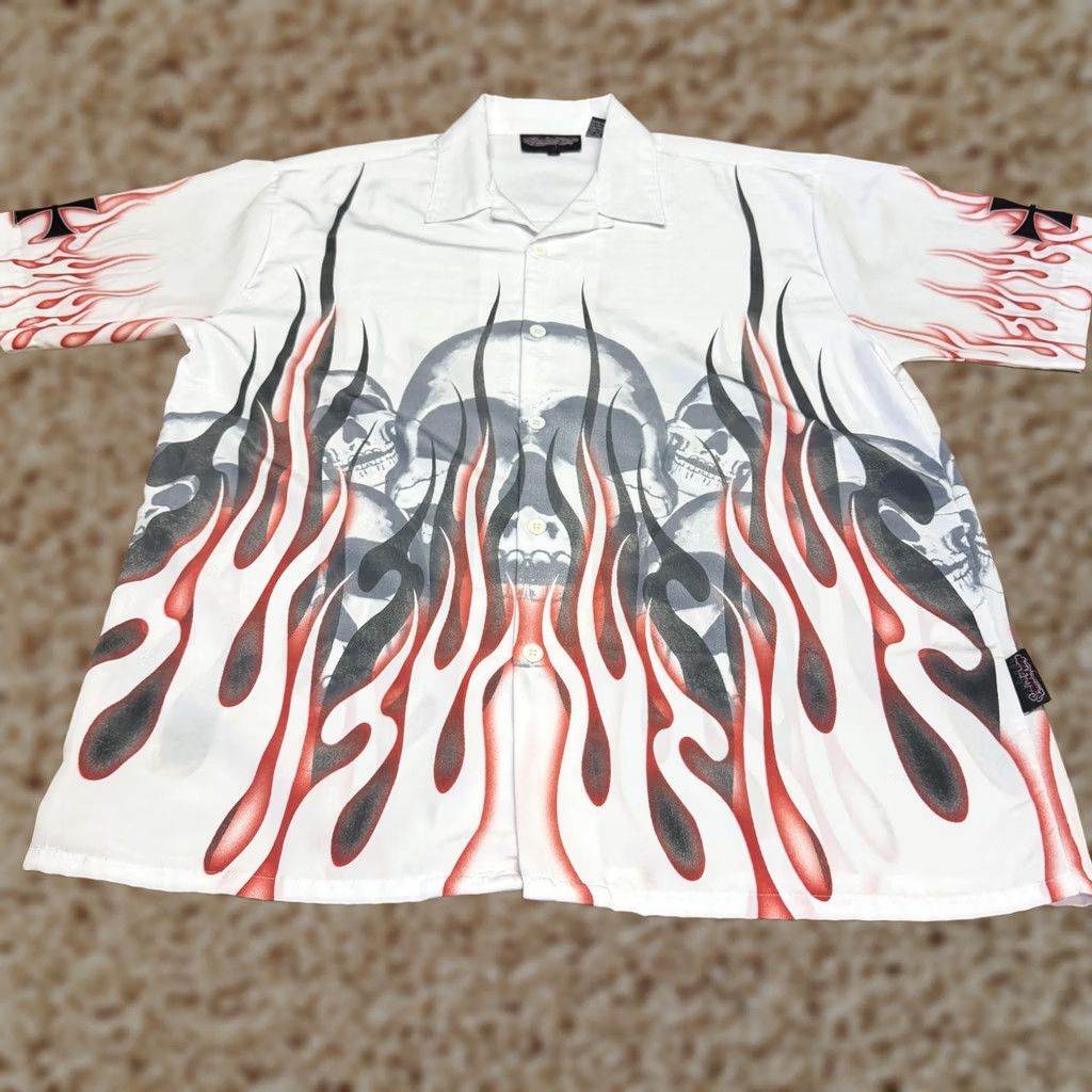 Vintage Sapphire Lounge Shirt Mens Large White Skull Flames Cross Short Sleeve Button Up Shirt Size US L / EU 52-54 / 3 - 1 Thumbnail