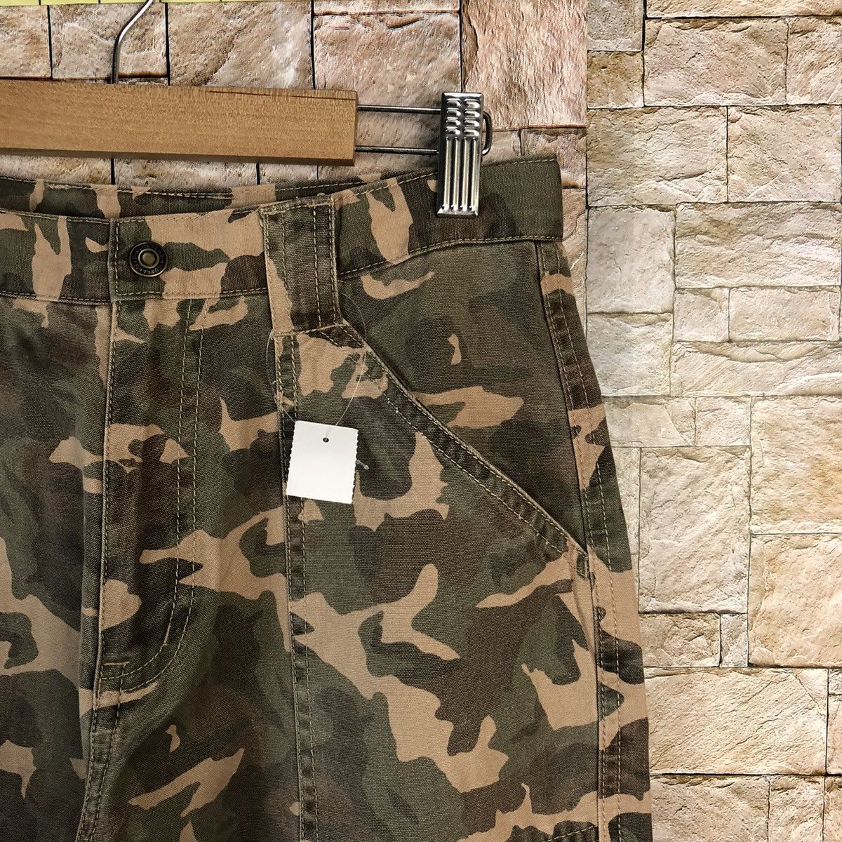 Japanese Brand Petit Berry Camo Cargo Multipocket Pants #A1157 Size 26" / US 2 / IT 38 - 8 Thumbnail