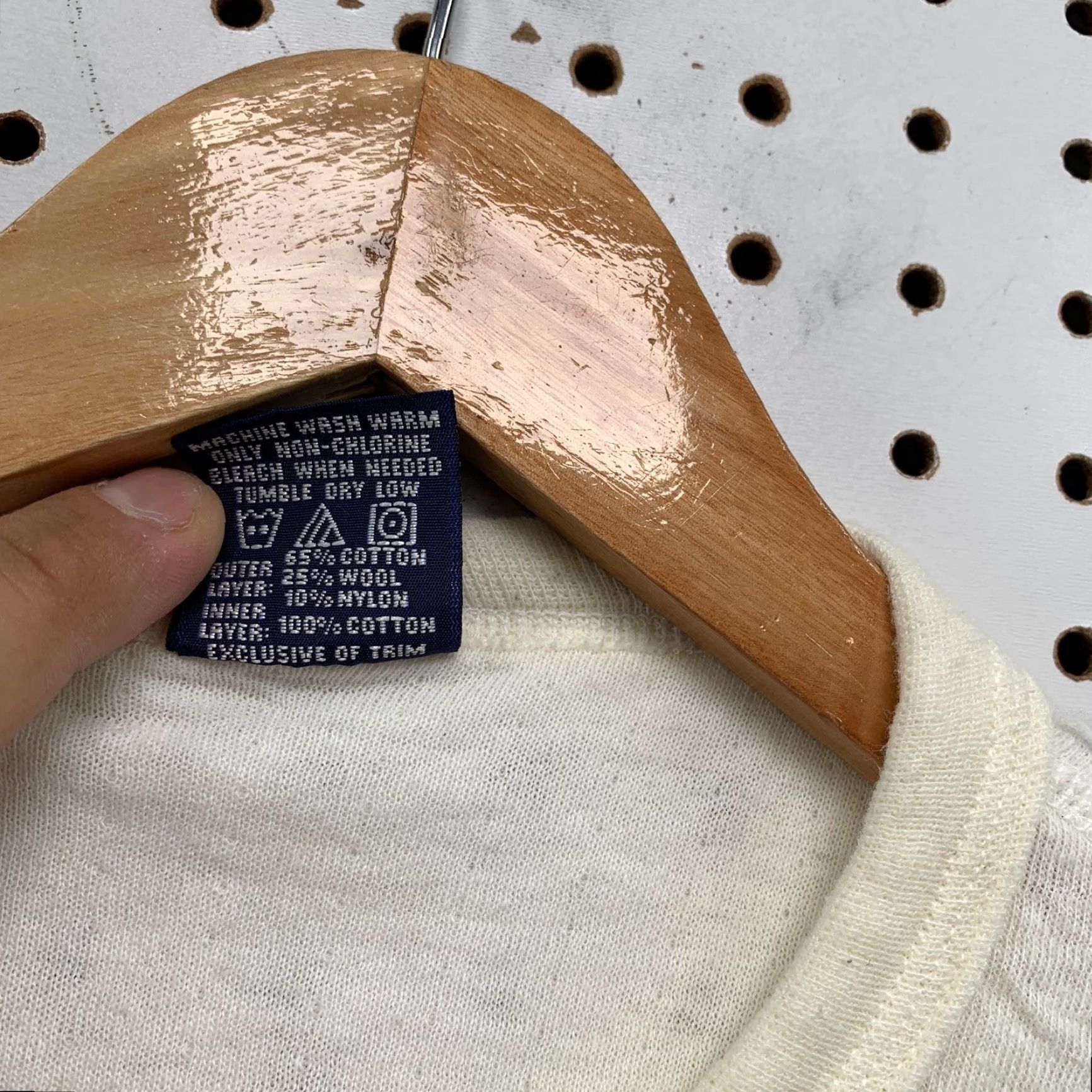 Vintage VINTAGE Duofold Wool Blend Thermal Shirt Mens Large Cream Long Sleeve USA Size US L / EU 52-54 / 3 - 7 Thumbnail