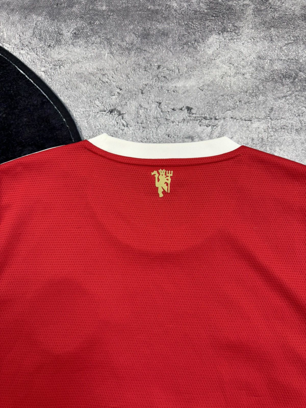 Adidas MANCHESTER UNITED 2021-2022 HOME FOOTBALL JERSEY ADIDAS Size US S / EU 44-46 / 1 - 21 Thumbnail
