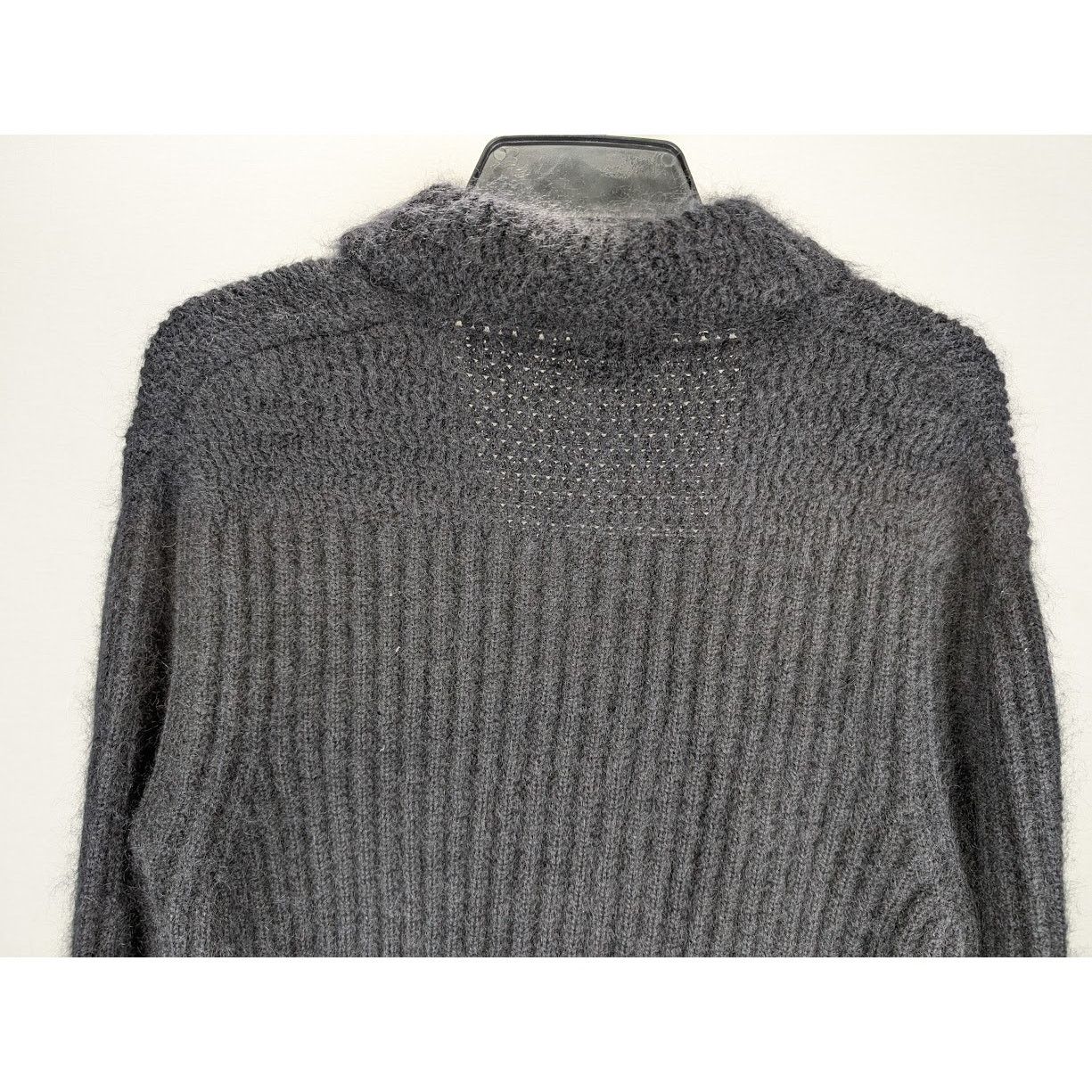 Tom Ford o1rshd1 CC20 Cardigan in Gray Size US M / EU 48-50 / 2 - 11 Thumbnail